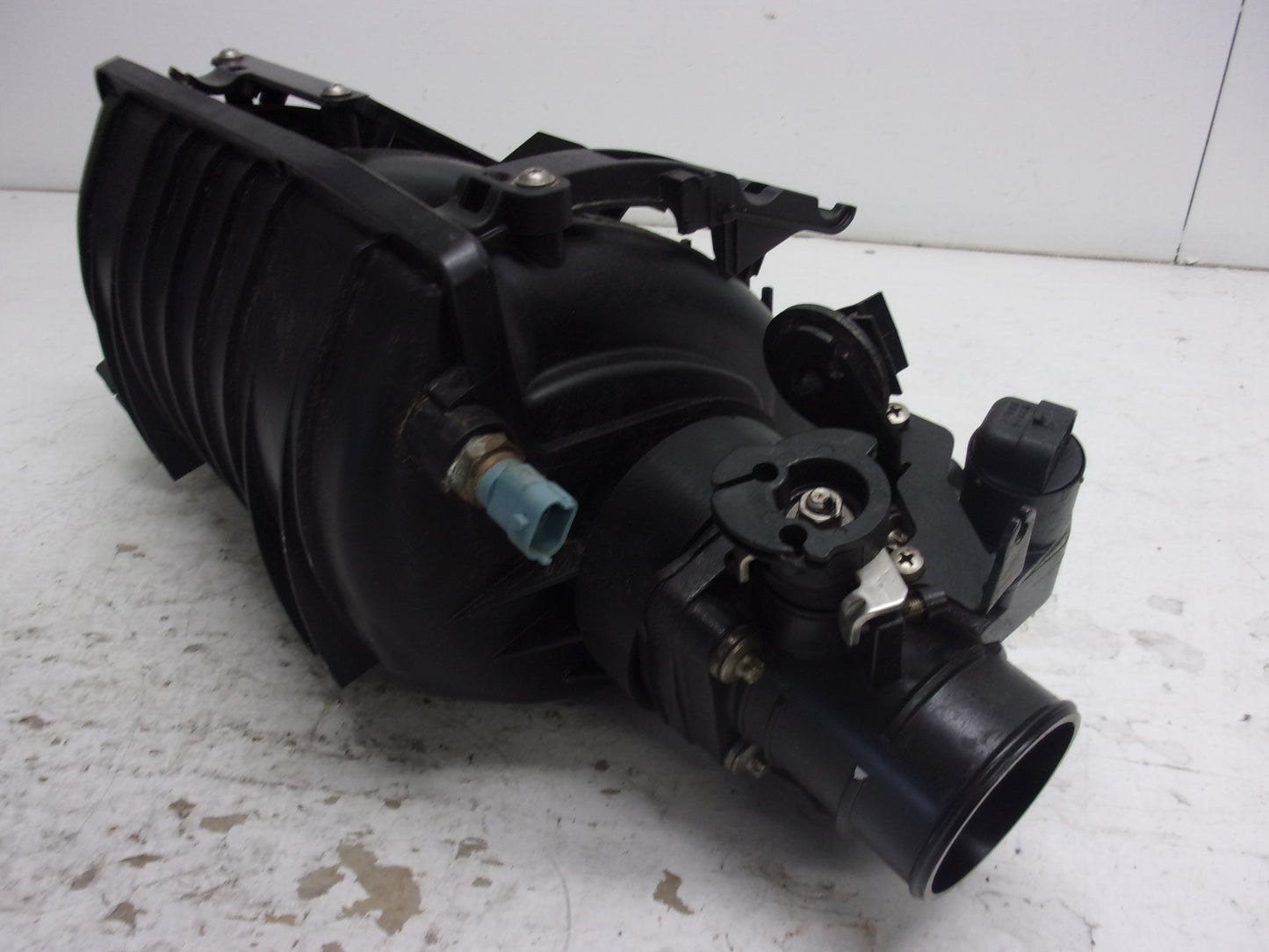 Sea Doo Bombardier 2002 GTX 4-Tec OEM Intake Manifold + Throttle Body 290889020