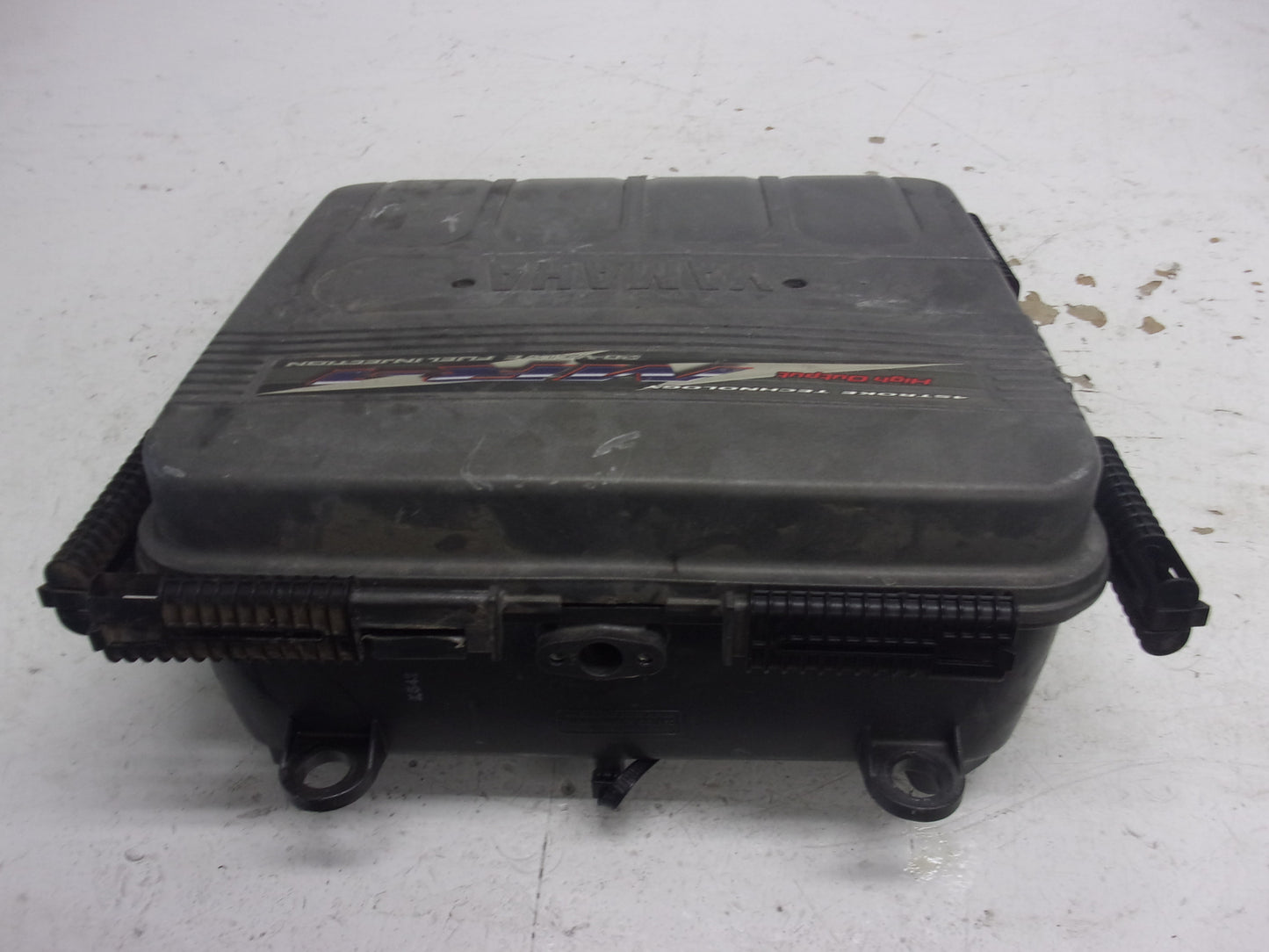 Yamaha Waverunner 2004-2008 FX HO OEM Air Cleaner Cover Part# 6B6-14420-00-00