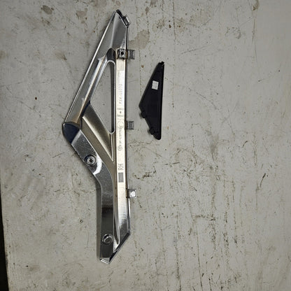 Yamaha WaveRunner 2015-2019 VX VXS VXR RH Chrome Trim + Insert F2X-U377G-00-00