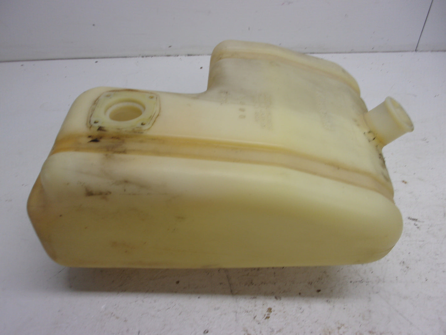 Kawasaki Jet Ski 1992 750 SX OEM Fuel Tank Assembly Part# 51004-3716