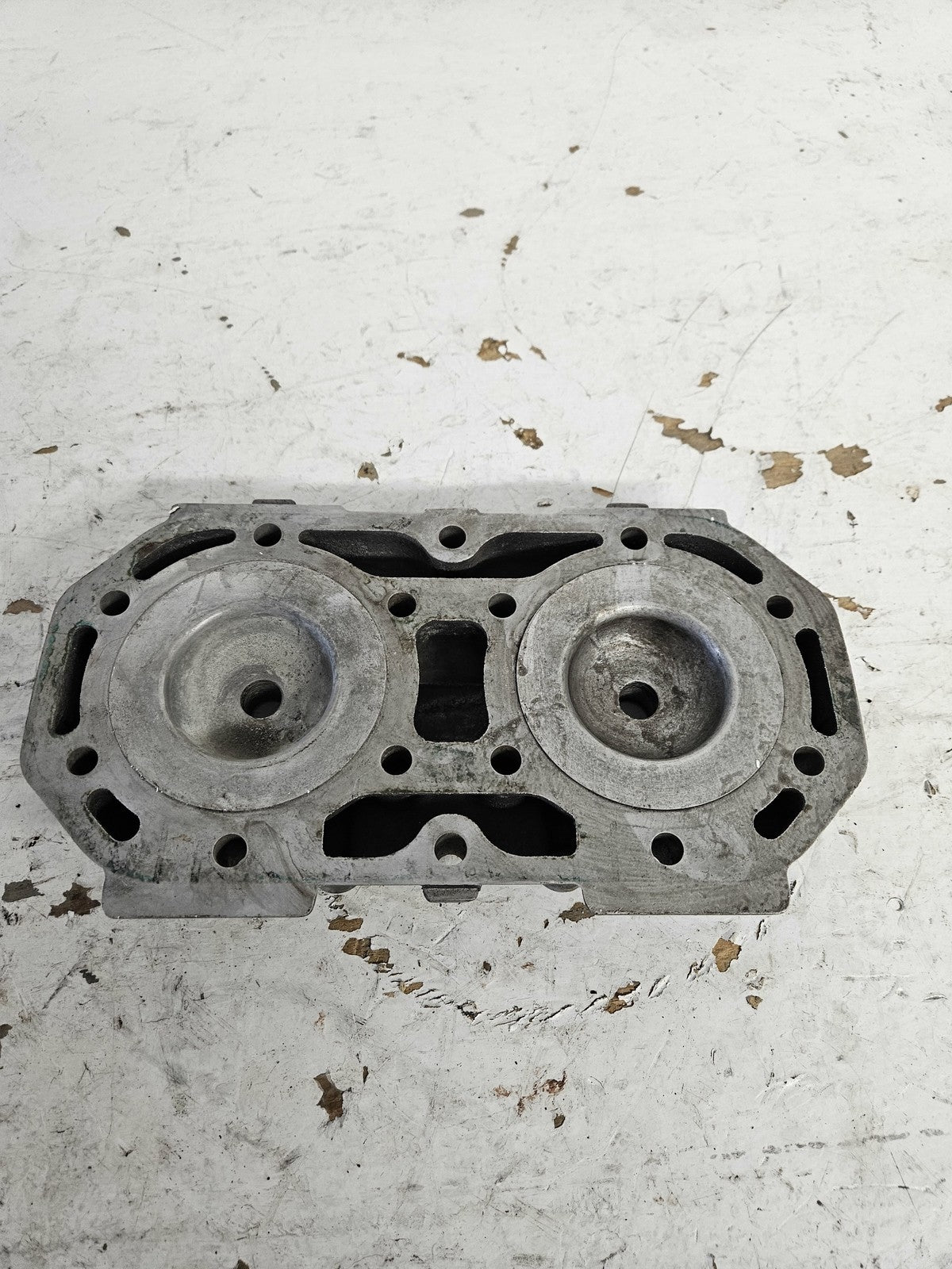 Kawasaki Jet Ski 1991-1995 650 Jet Mate X2 TS SC Silver Cylinder Head 11001-3716