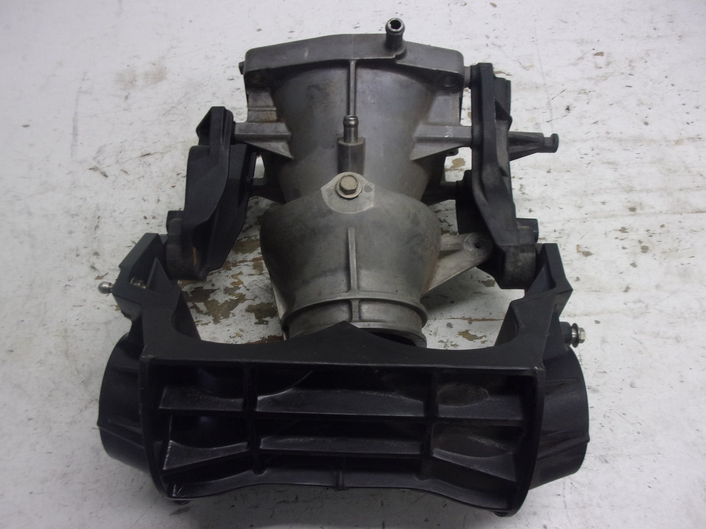 Yamaha WaveRunner 2016-2022 VX OEM Venturi + Nozzle + Rev Gate 6EX-R1318-01-00