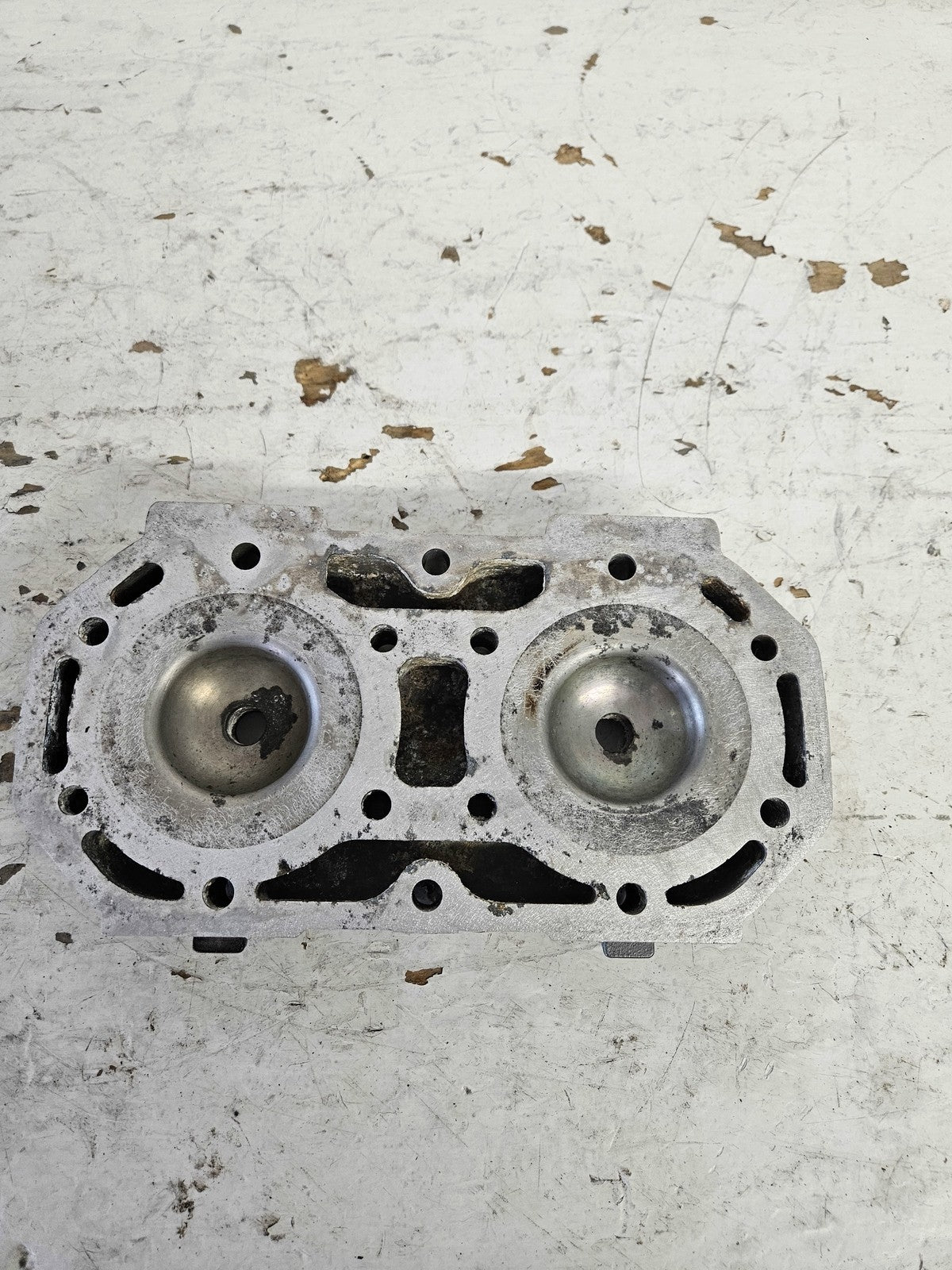 Kawasaki Jet Ski 1991-1995 650 Jet Mate X2 TS SC Silver Cylinder Head 11001-3716