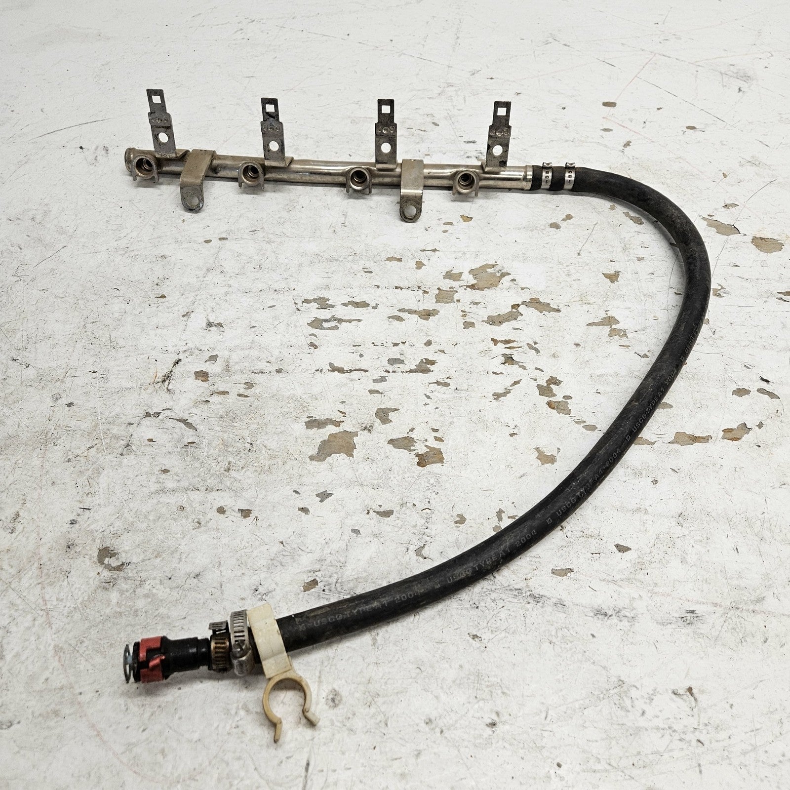 Yamaha Waverunner 2005-2011 VX VX1100 OEM Fuel Rail Assembly # 60E-13761-10-00