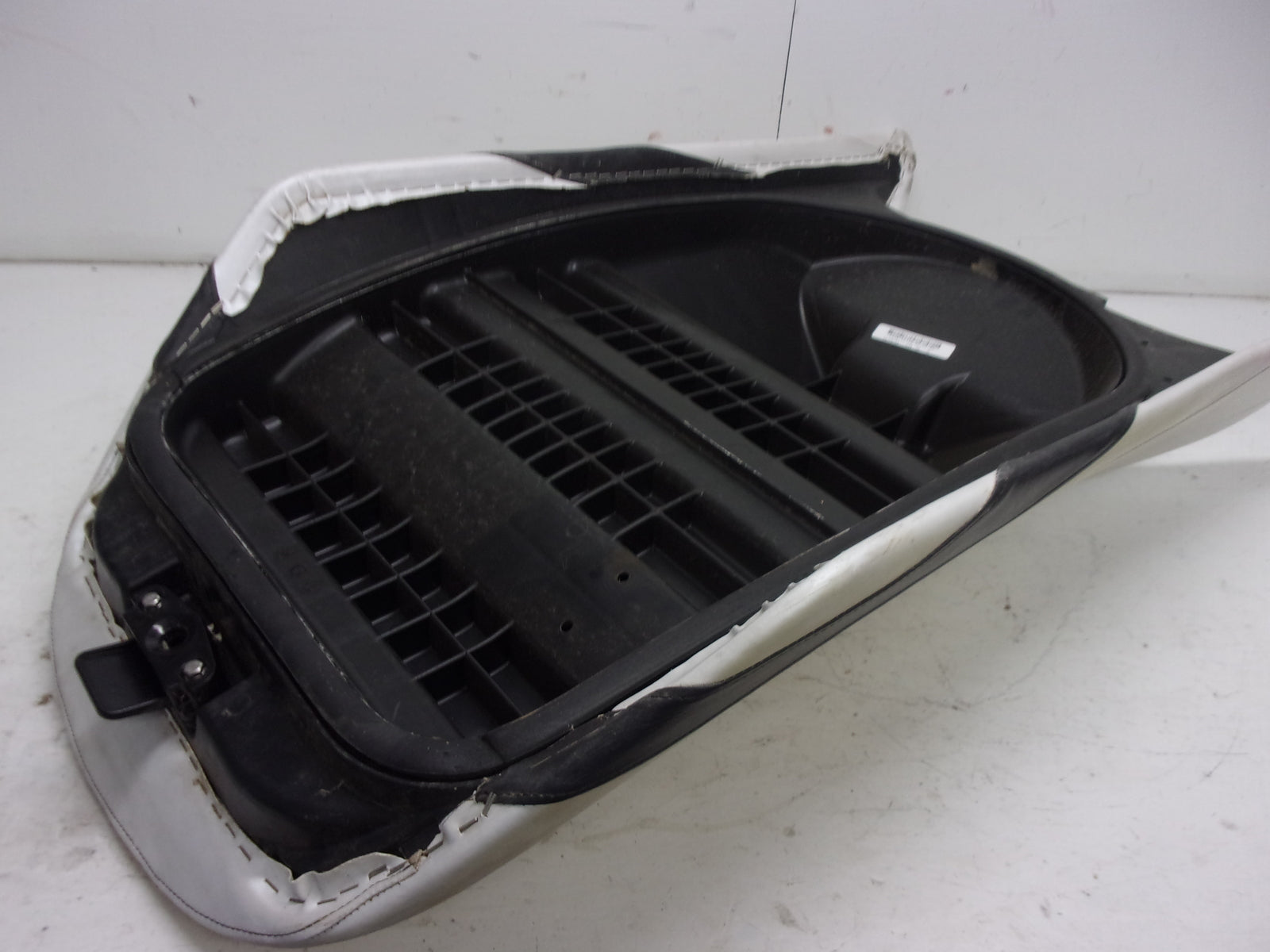 Yamaha WaveRunner PWC 2017-2019 VX Cruiser/Deluxe Double Seat # F2X-U371A-90-00
