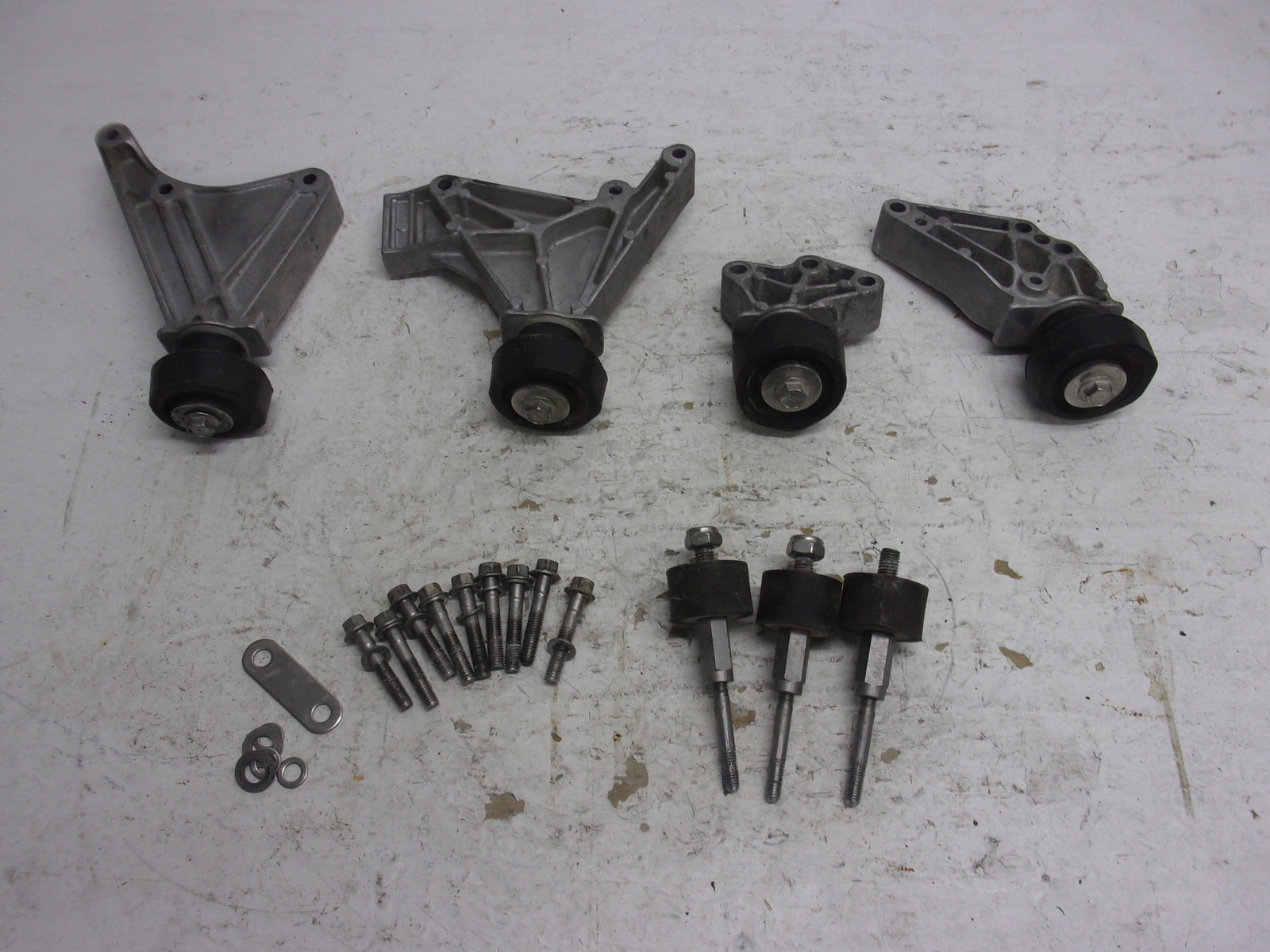 Sea Doo Bombardier 2014-2019 All Spark 900 HO Motor Mount Set # 420911785