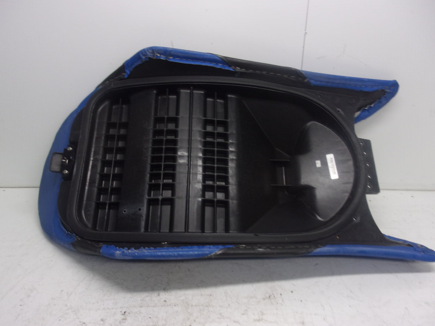 Yamaha WaveRunner 2020 GP1800R SVHO OEM Double Seat Assembly # F2W-U371A-90-00