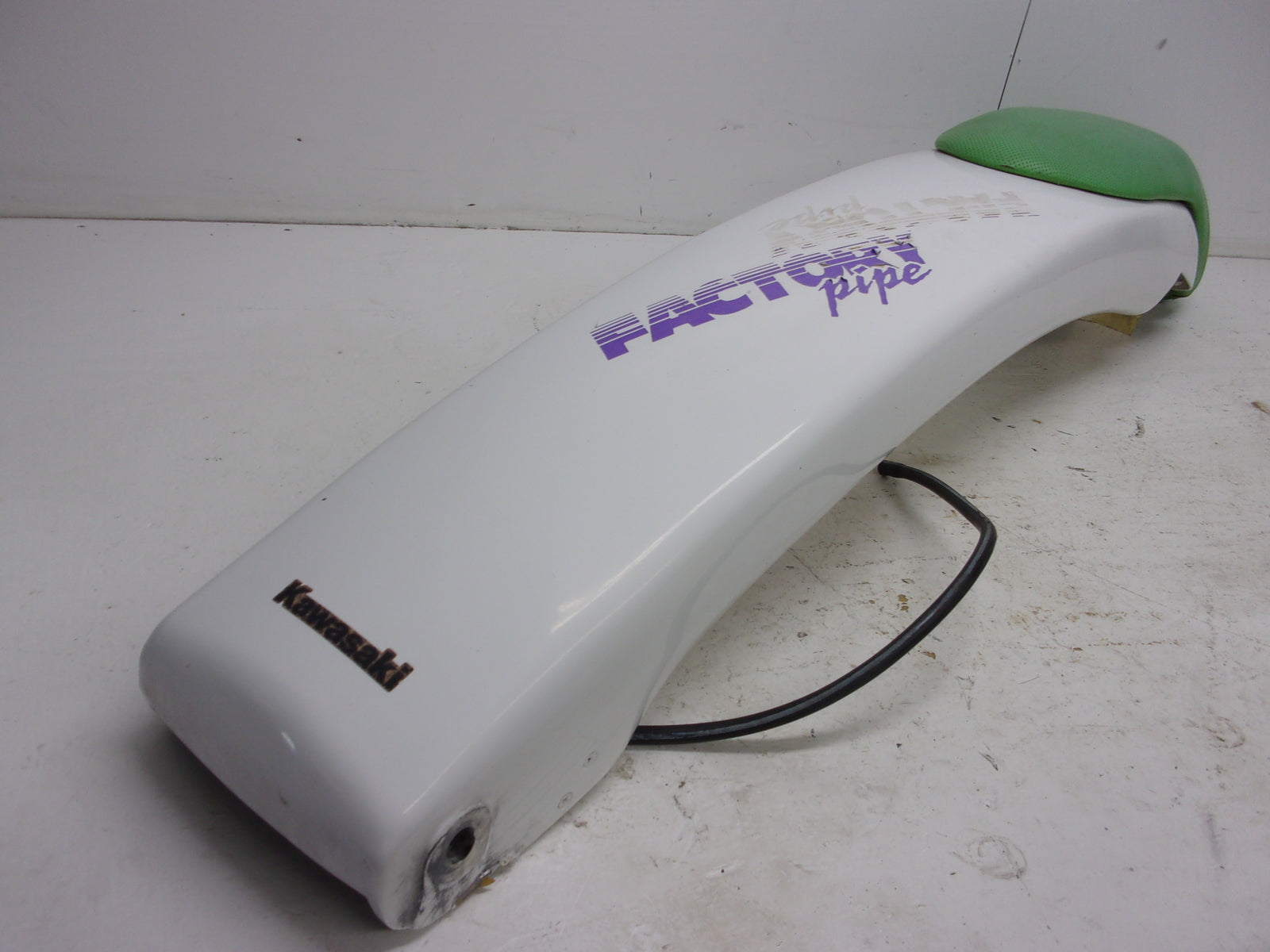 Kawasaki Jet Ski 1995 750 SXI OEM White Handle Pole Assembly Part# 39100-3713-5B