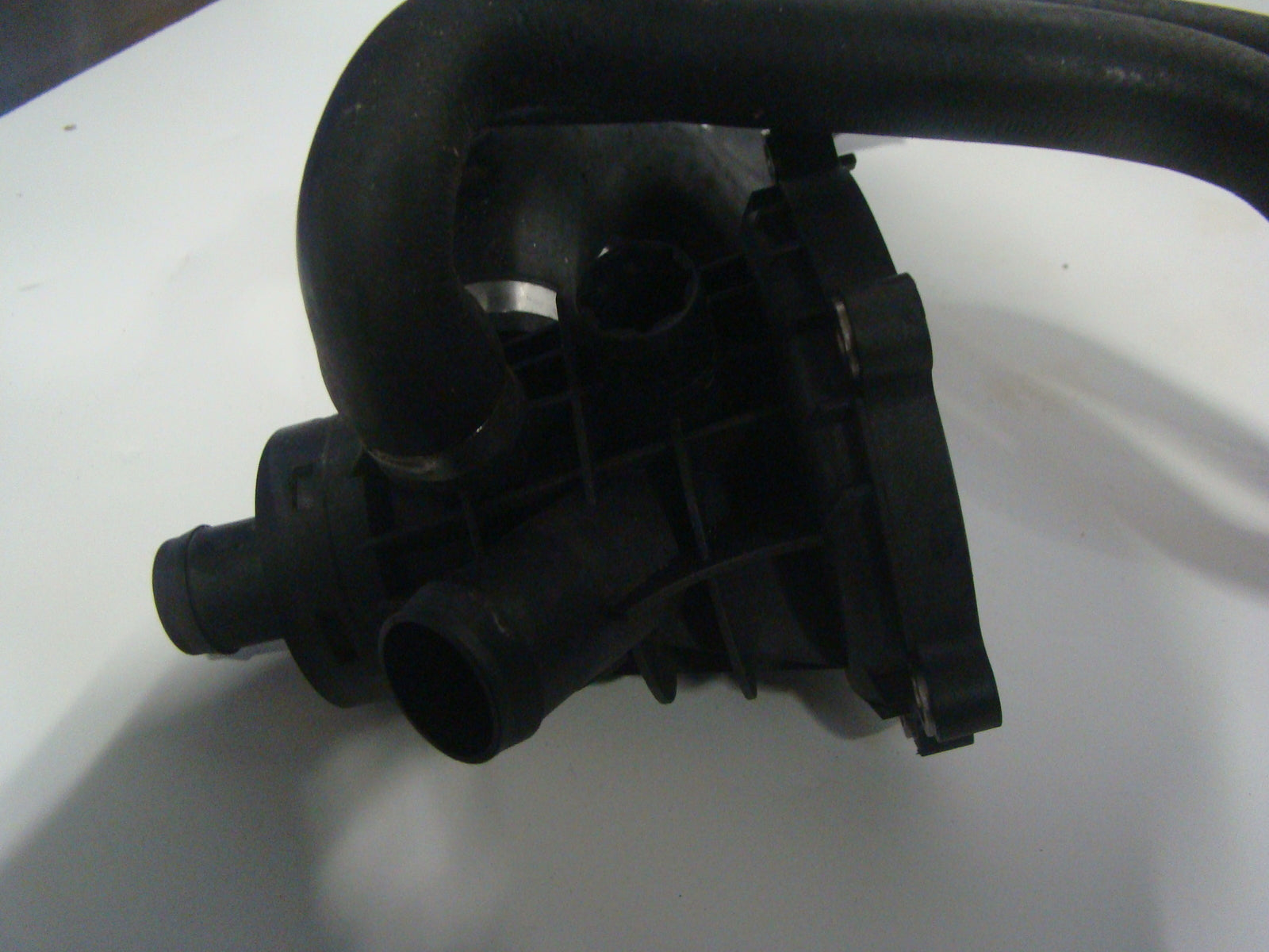 Sea Doo Bombardier 2002 GTX 4-Tech Oil Radiator + Water Pump Housing 290922685