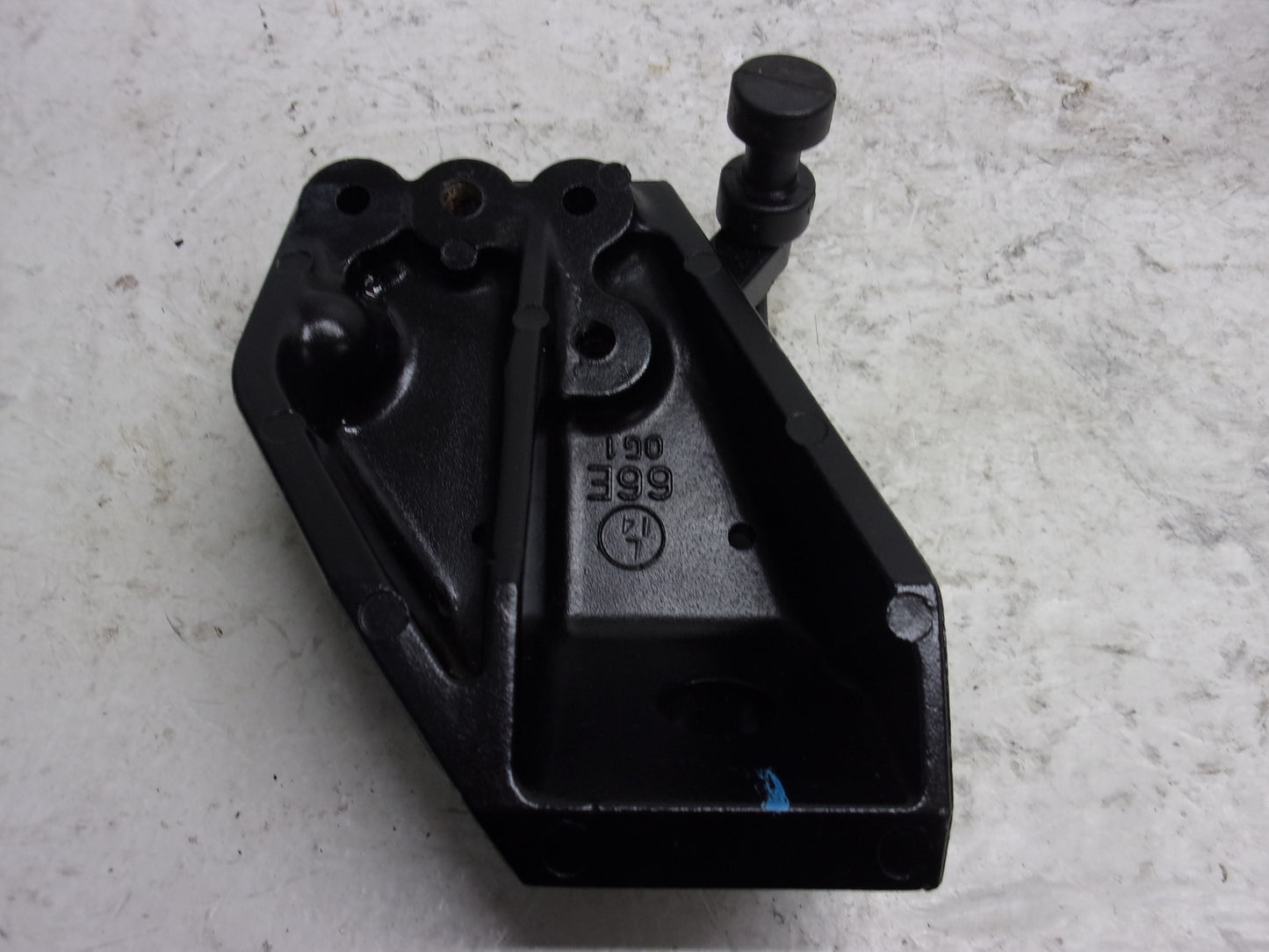 Yamaha WaveRunner 2004-2005 XA GP 800 OEM Engine Bracket Set # 66E-21426-10-8S