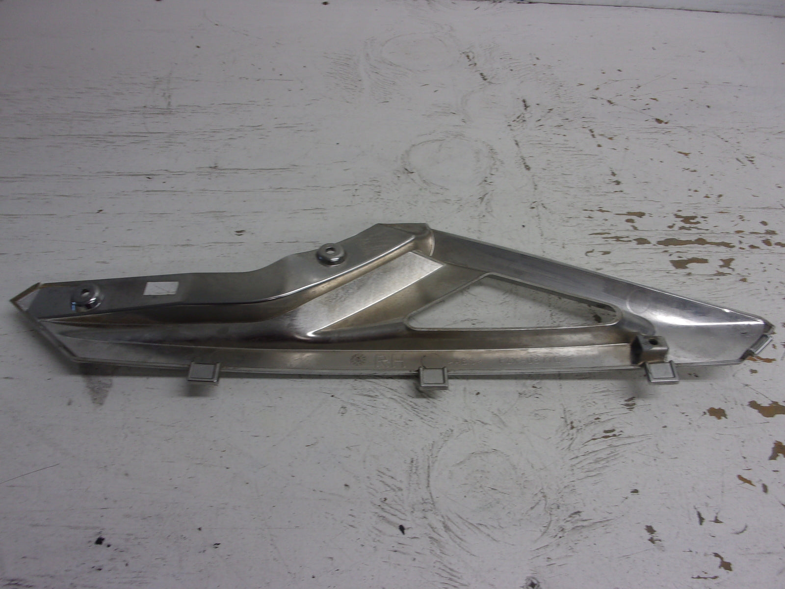 Yamaha WaveRunner 2015-2019 VX VXS VXR OEM Chrome RH Side Trim F2X-U377G-00-00