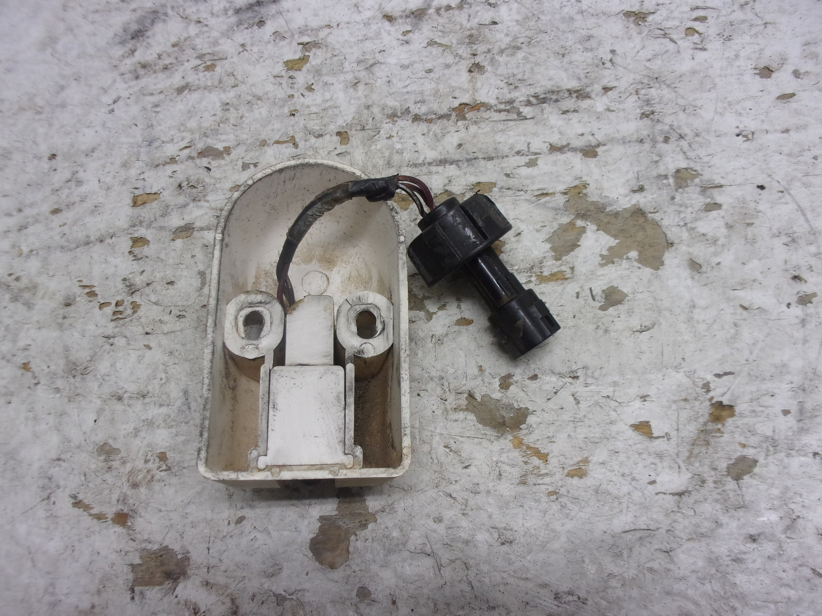 Kawasaki Jet Ski 2000-2002 STS STX 900/1100 OEM Speedometer Sensor # 21176-3740