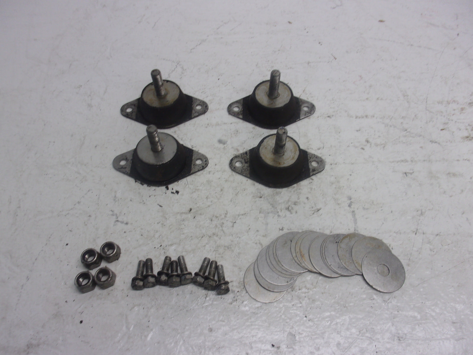 Polaris PWC Watercraft 1995 SLT 750 OEM Engine Mount Set Part# 3110049