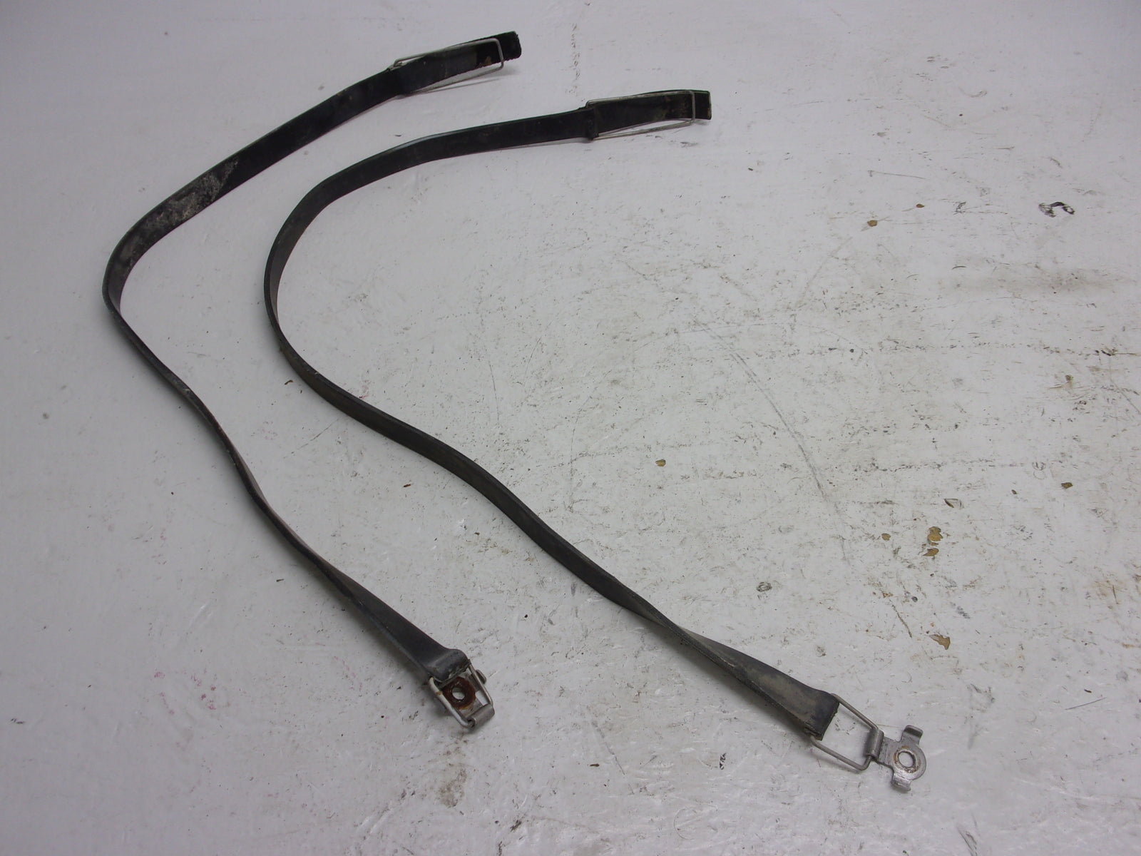 Kawasaki Jet Ski 1992-1997 750 SX SXI OEM Fuel Tank Band Set Part# 92072-3763