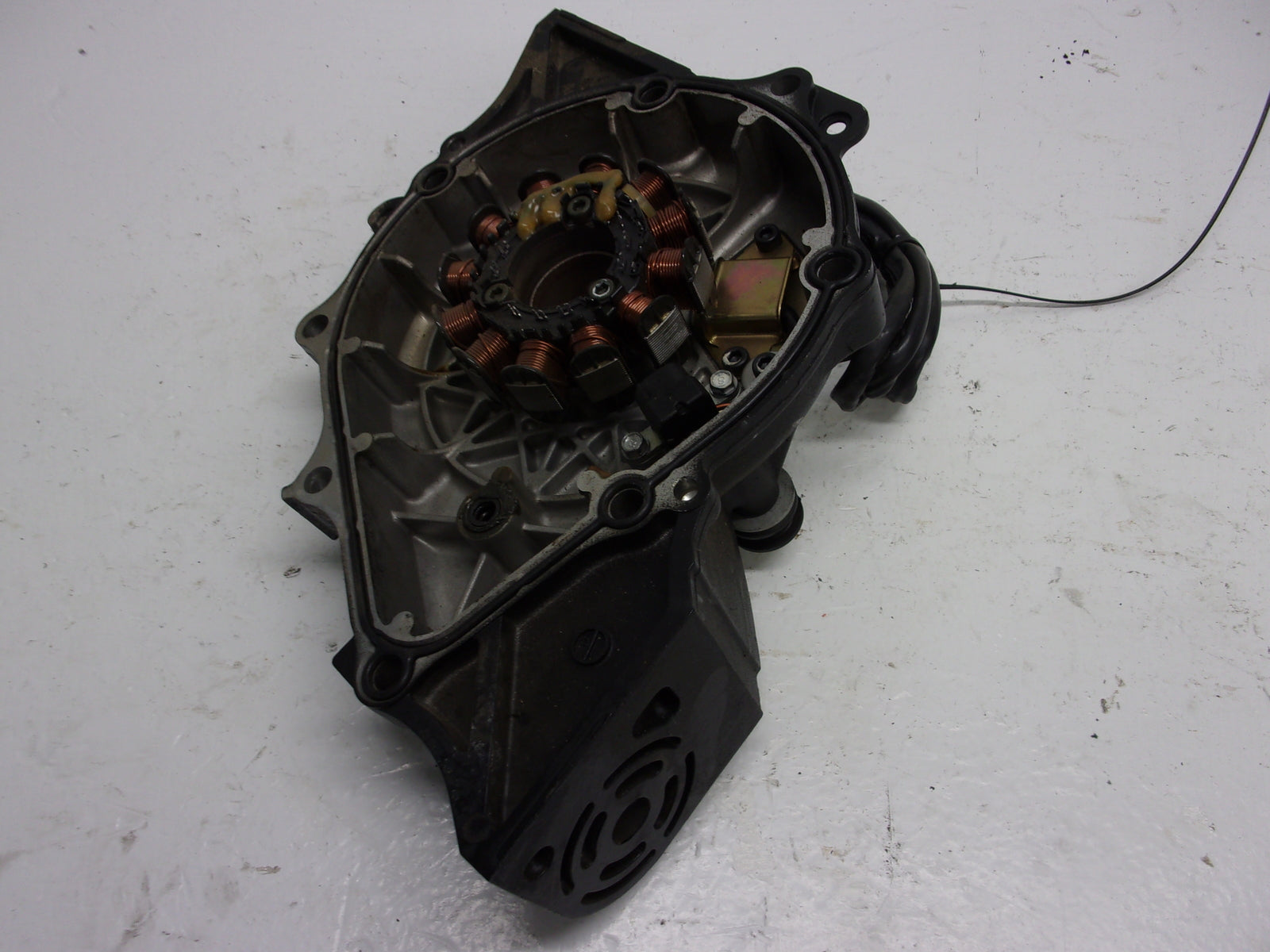 Yamaha Waverunner 1999-2000 GP XL 1200 Flywheel Cover + Stator # 66V-81337-00-8P