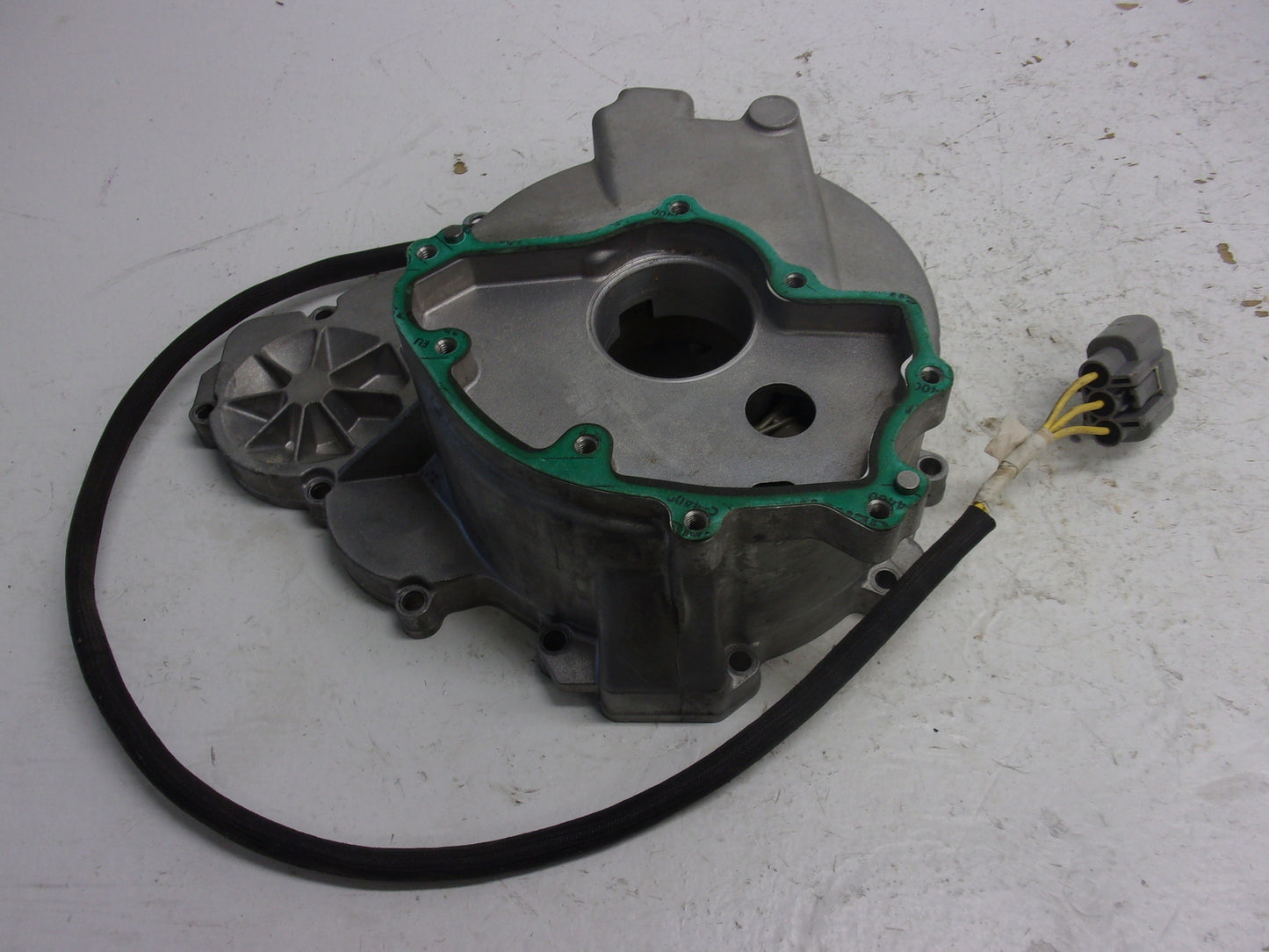 Can-Am Roadster 2008-2012 Spyder RS GS OEM Stator + Stator Cover Part# 420685335