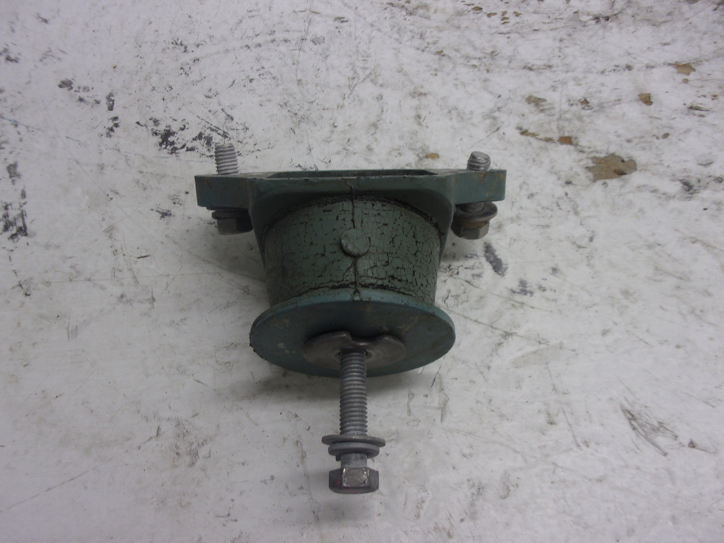 Yamaha WaveRunner 1996-2003 SV GP XL OEM Engine Mount Set Part# 63M-44517-01-5B