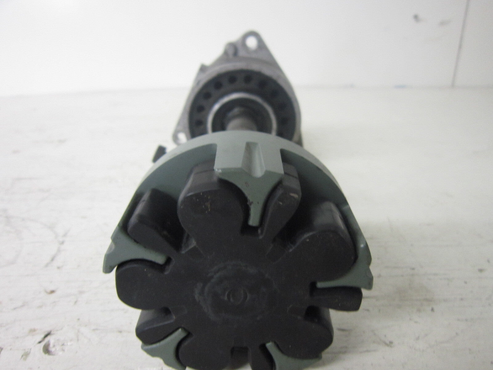 Yamaha Waverunner 1996 WaveVenture 700 Coupler + Bearing Housing 61X-45332-01-9M