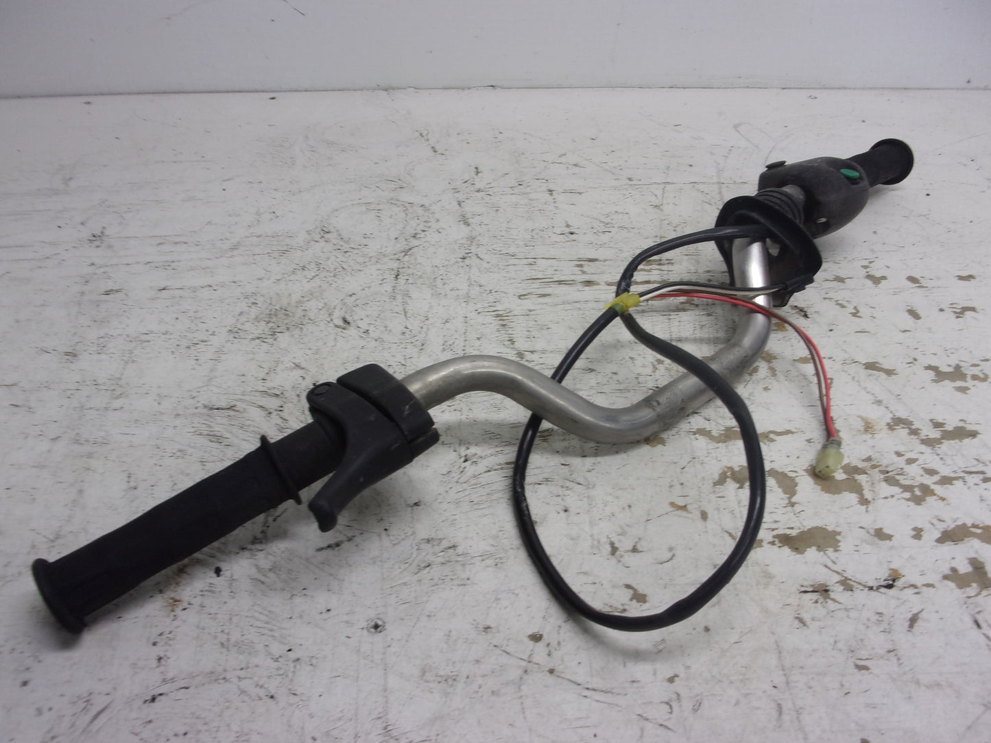 Yamaha WaveRunner 1996-1998 WVT GP WRD WR Complete Handlebar GJ1-U1552-02-00