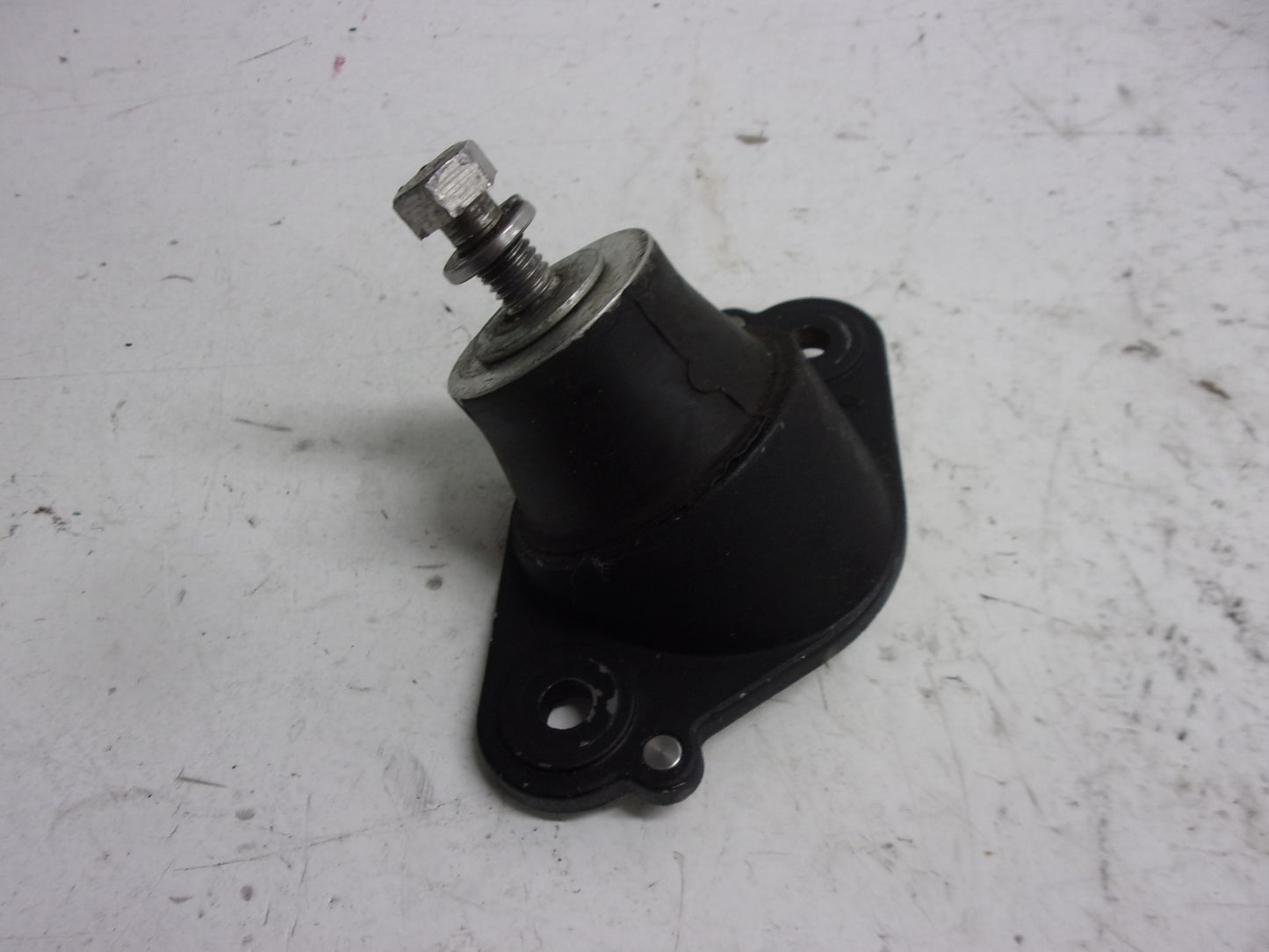 Kawasaki Jet Ski 1988-1990 TS 650SX X2 OEM Engine Damper Set Part# 92075-3724