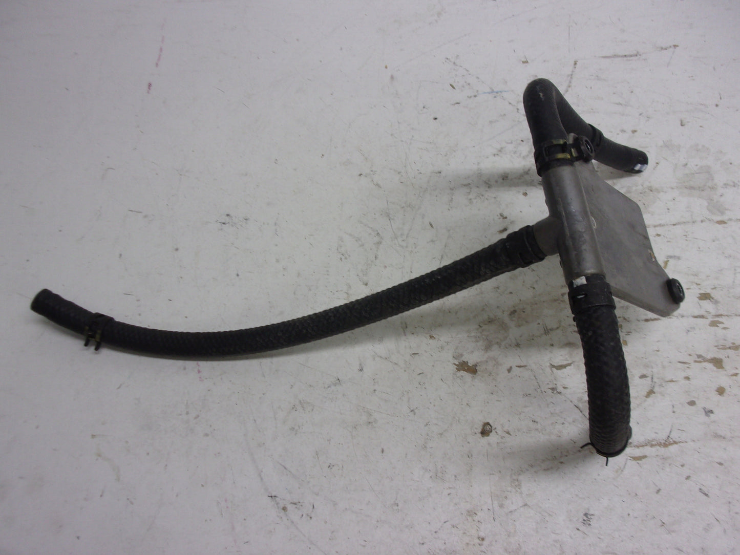 Yamaha WaveRunner 2016-2022 V1 EX VXOEM Rectifier Plate + Hose 6EY-81975-00-00