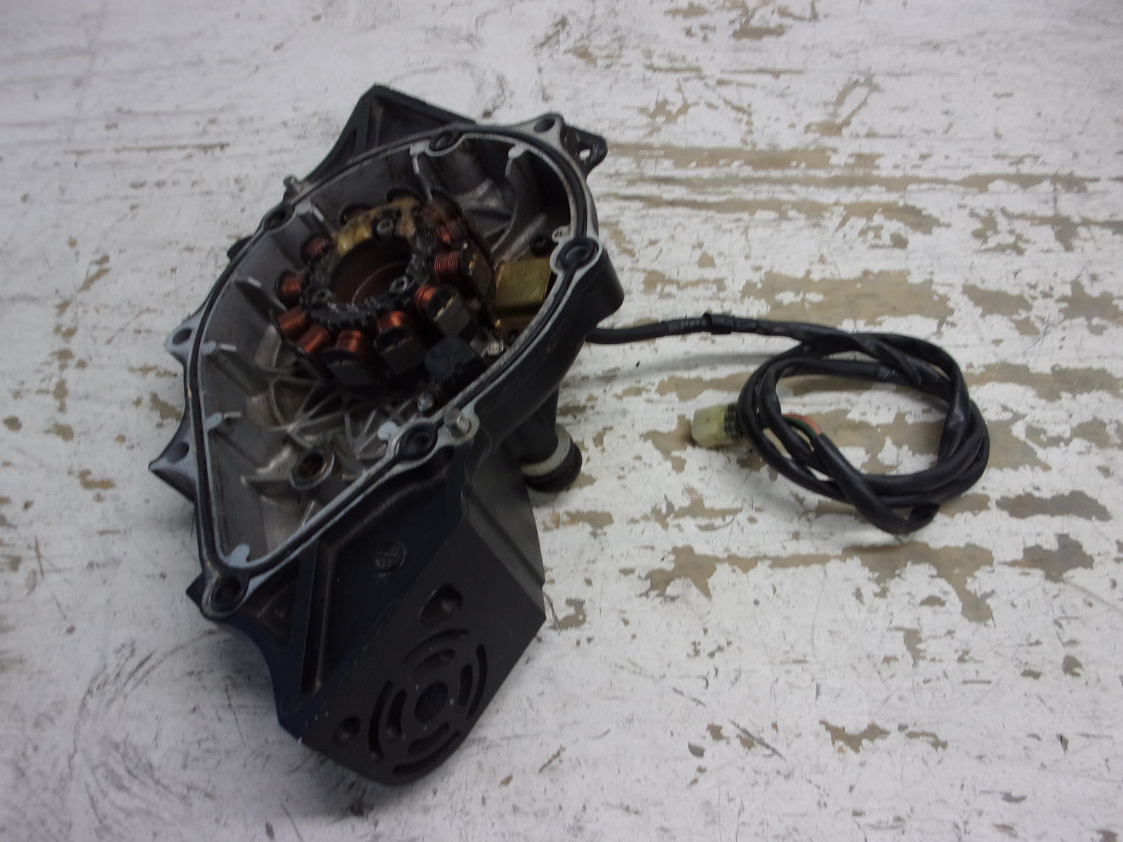 Yamaha Waverunner 1999-2000 GP XL 1200 Flywheel Cover + Stator # 66V-81337-00-8P