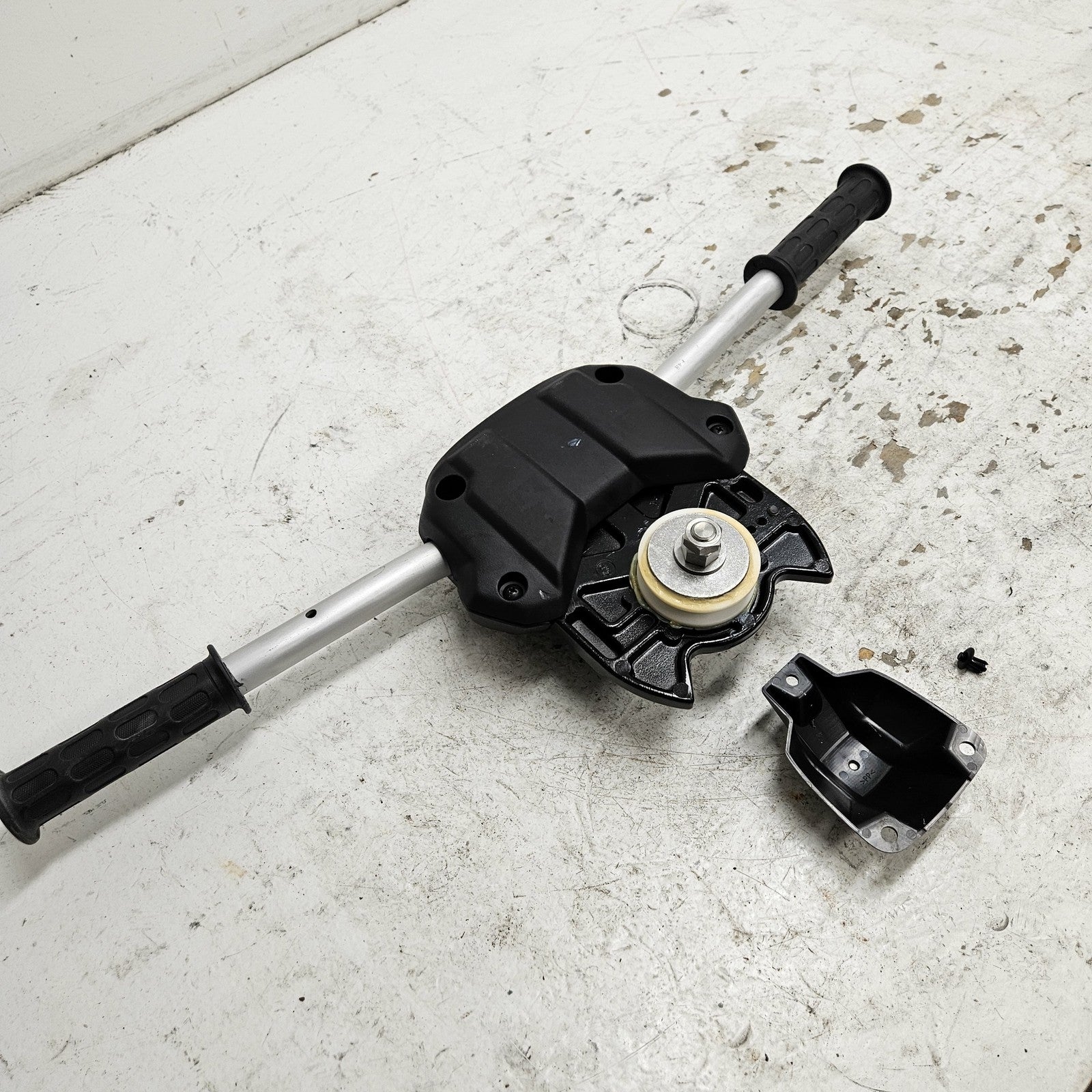 Yamaha WaveRunner 2021-2022 SuperJet OEM Handlebar + Grips # F4R-61552-00-00