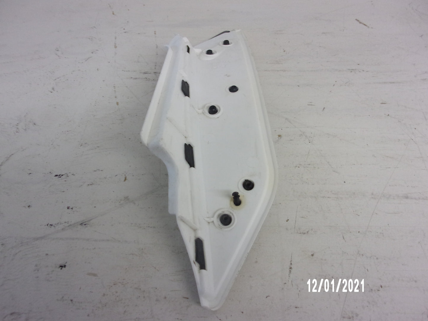 Sea Doo Bombardier PWC 2007-2009 RXP OEM Left Moulding + Knee Pad # 291002462