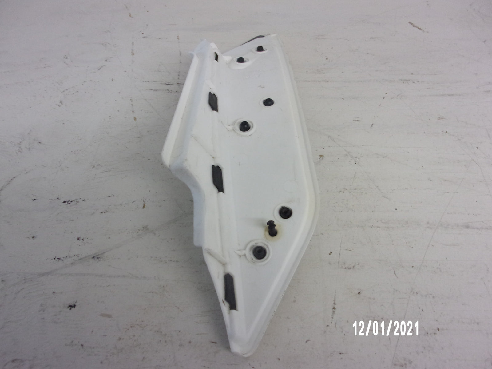 Sea Doo Bombardier PWC 2007-2009 RXP OEM Left Moulding + Knee Pad # 291002462