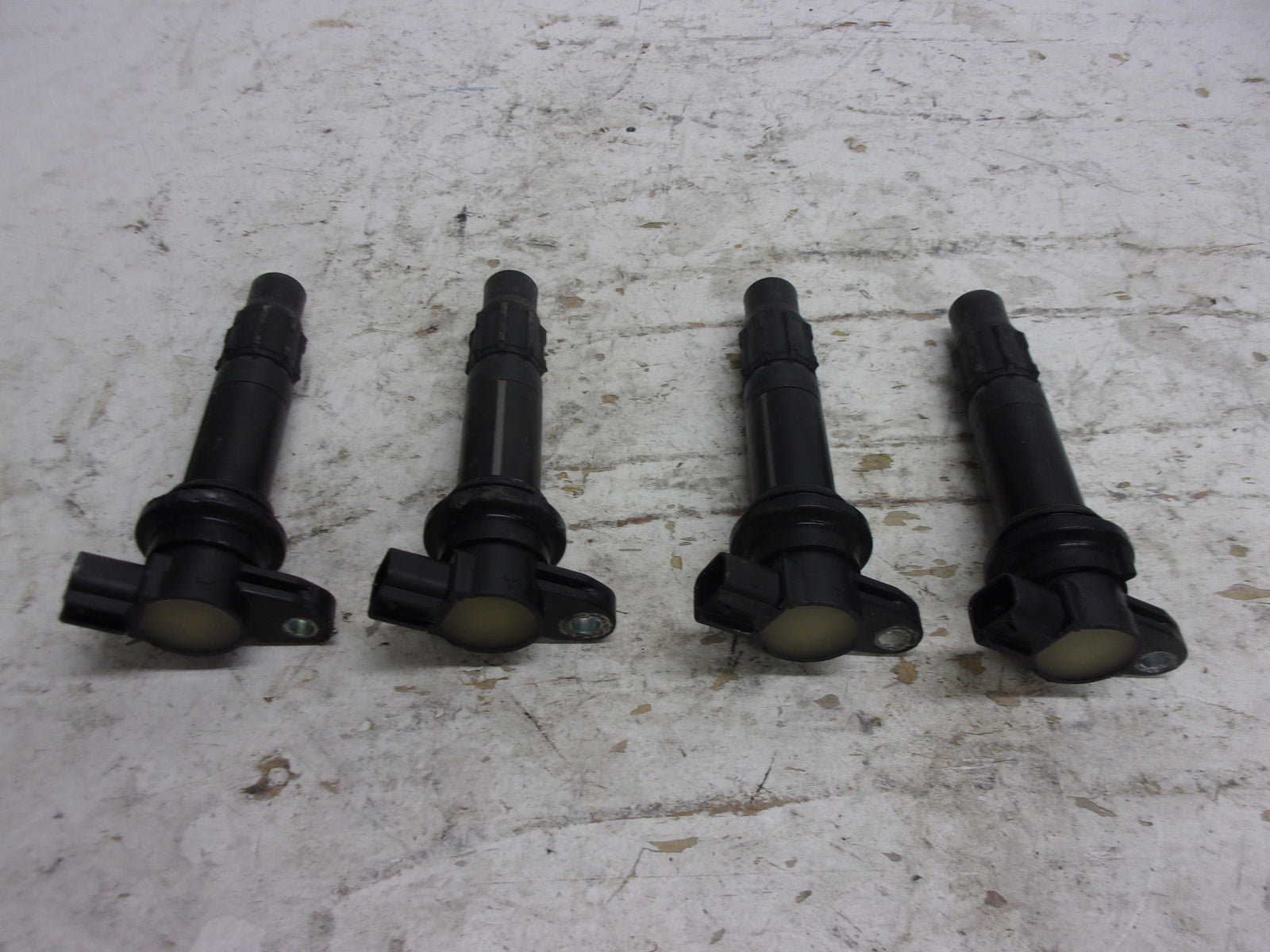 Yamaha Waverunner 2004-2007 VX FX HO OEM Ignition Coil Set Part# 6B6-82310-00-00