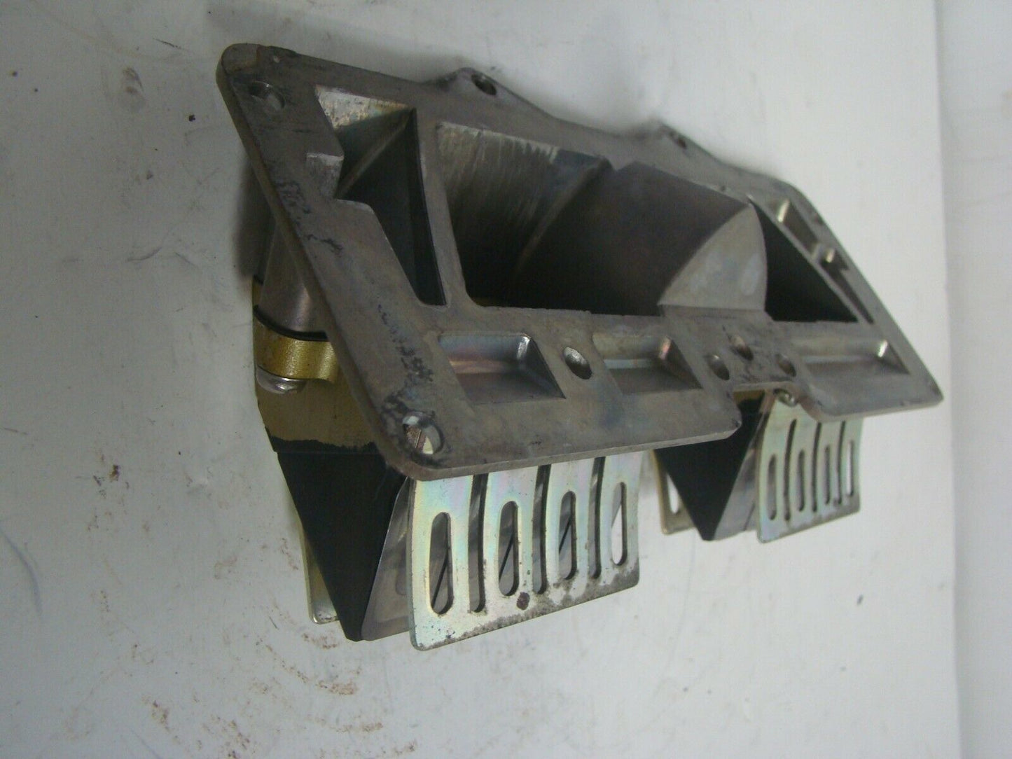 Yamaha 95-1997 Waverunner III Super Jet FX1 700 Intake Manifold 61X-13641-01-94