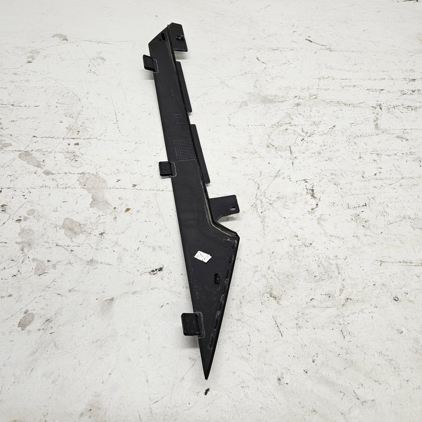 Yamaha WaveRunner 2015-2020 VX GP VXR OEM Black RH Trim Part# F2X-U89AB-00-00