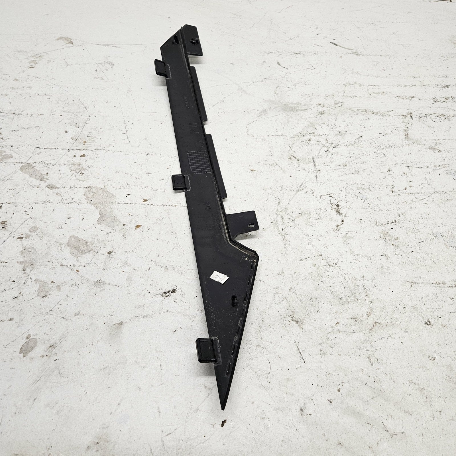 Yamaha WaveRunner 2015-2020 VX GP VXR OEM Black RH Trim Part# F2X-U89AB-00-00