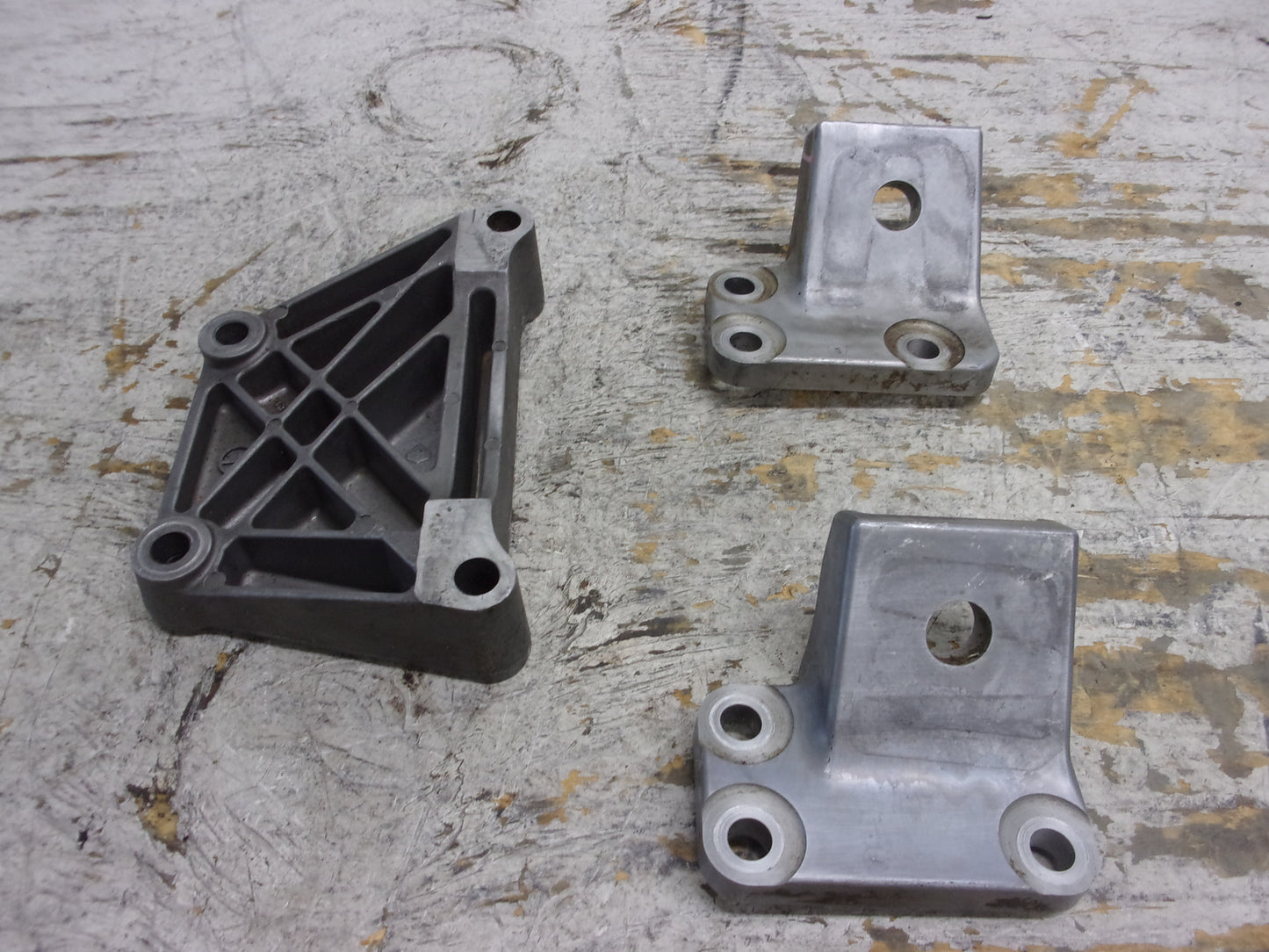 Yamaha Waverunner 2016-2020 EX VX V1 OEM Engine Bracket Set Part 6EY-41661-00-00