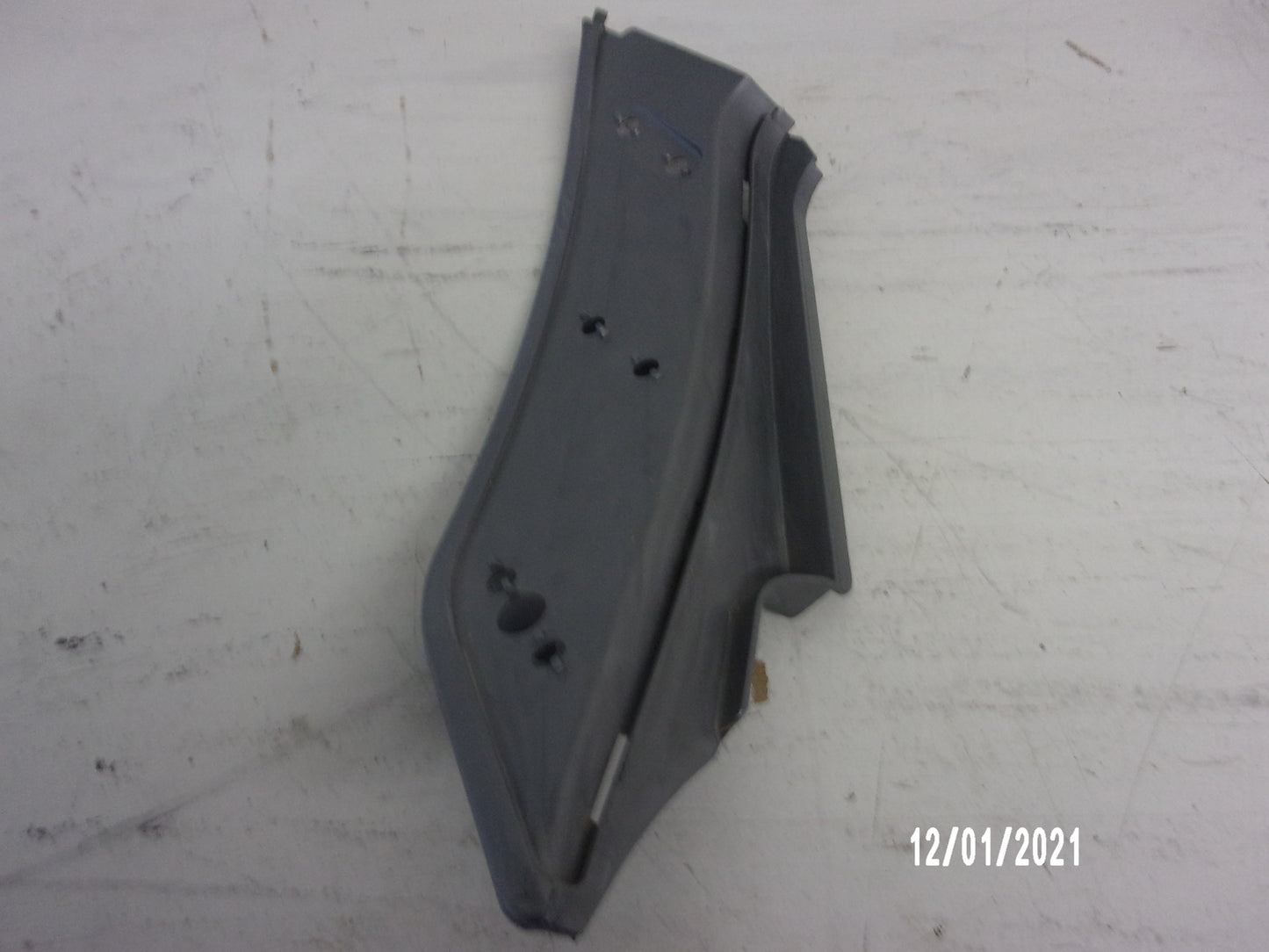 Sea Doo Bombardier PWC 2004 RXP OEM Left Hand Metallic Moulding # 291002004