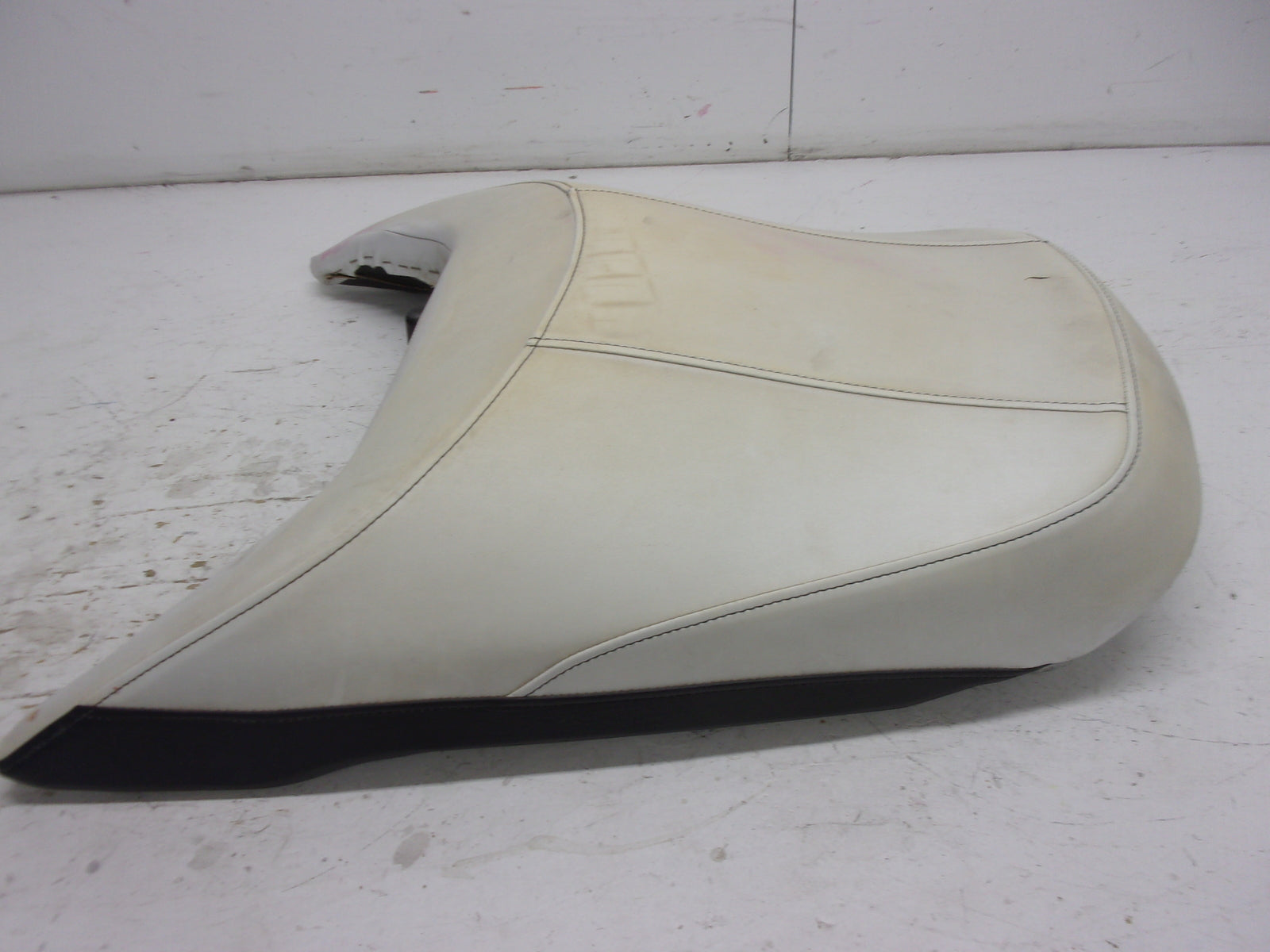 Yamaha WaveRunner 2017-2019 VX Cruiser/Deluxe OEM Passenger Seat F2X-U372A-90-00