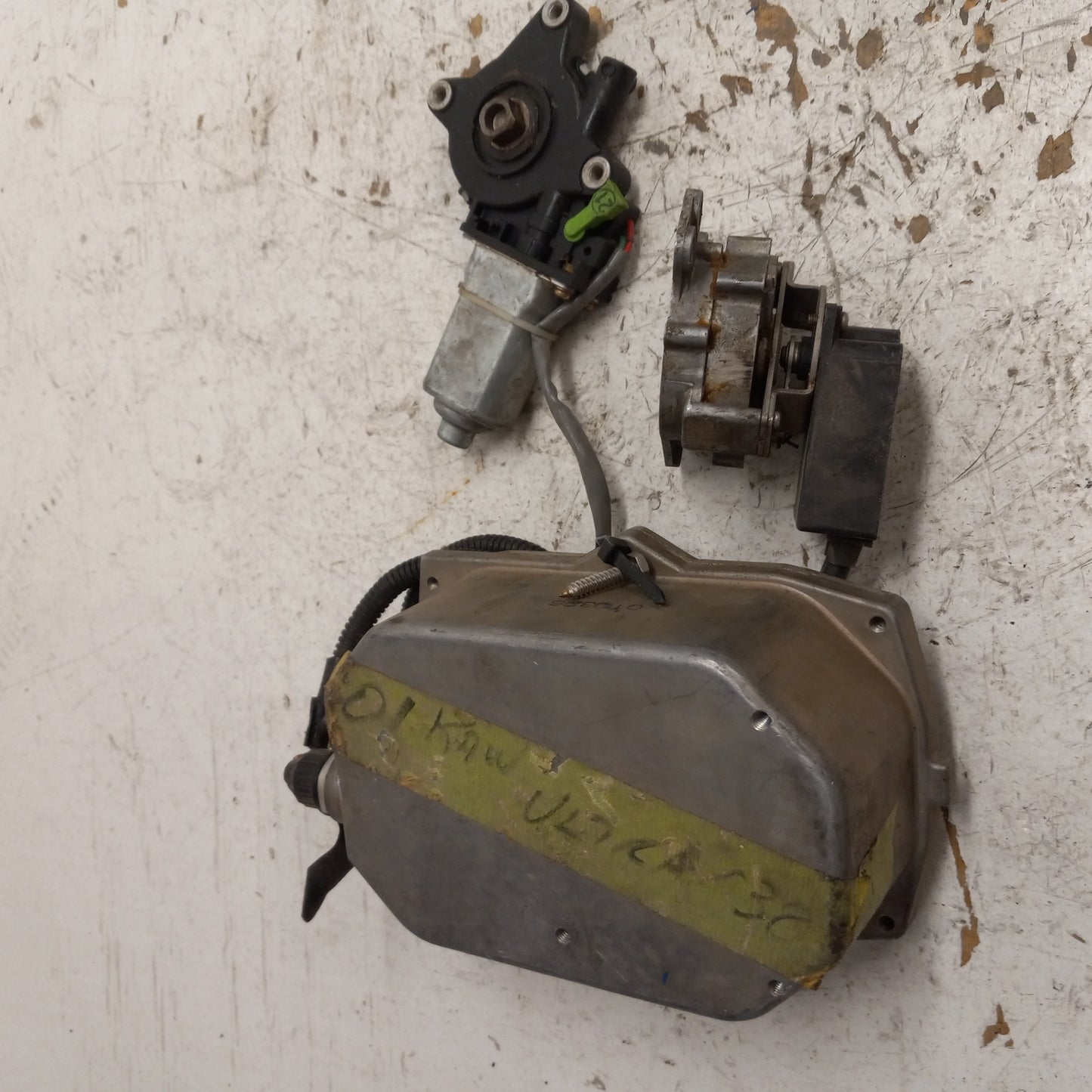 Kawasaki Jet Ski 1999-2005 Ultra 130/150 OEM Trim Control Unit # 21175-3712