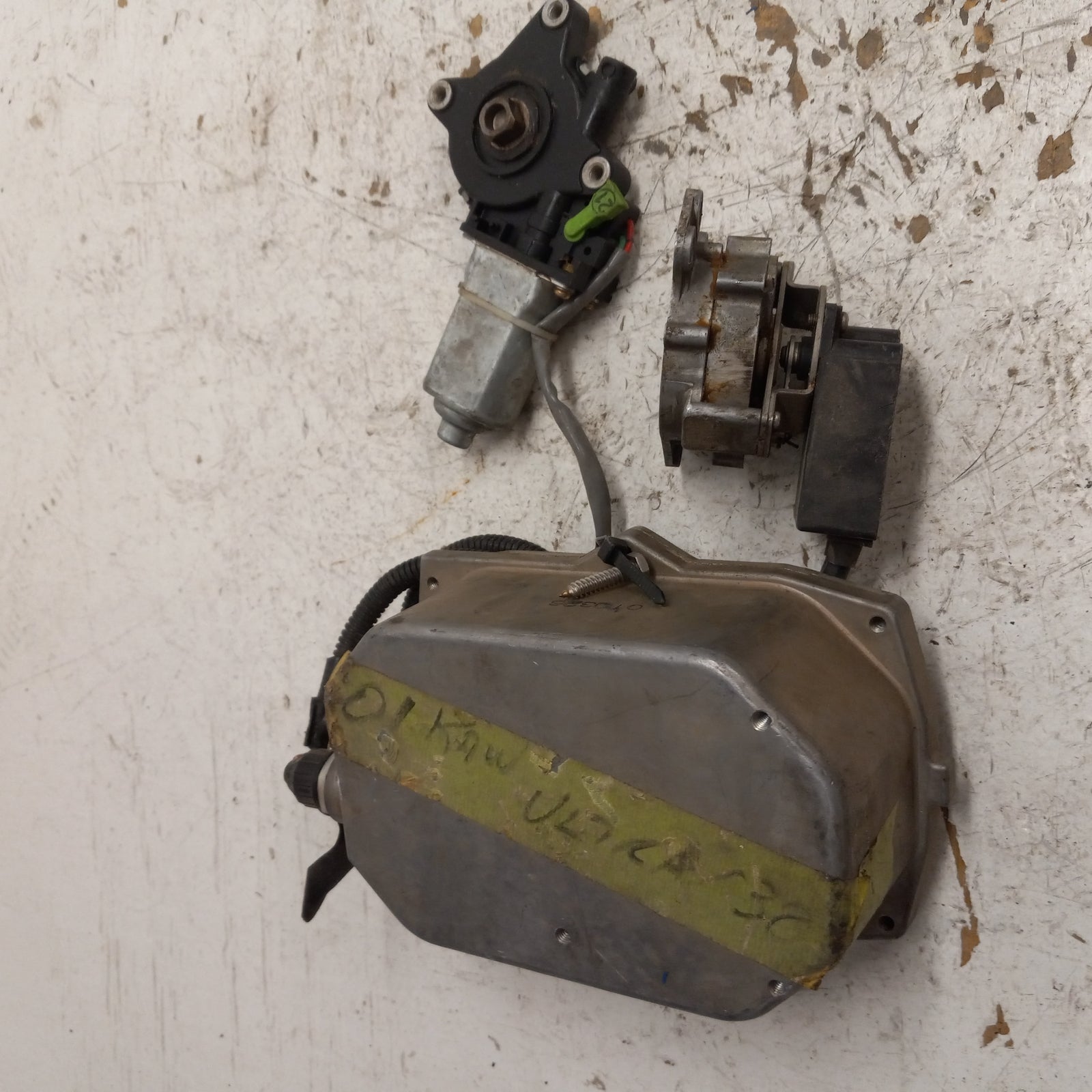 Kawasaki Jet Ski 1999-2005 Ultra 130/150 OEM Trim Control Unit # 21175-3712
