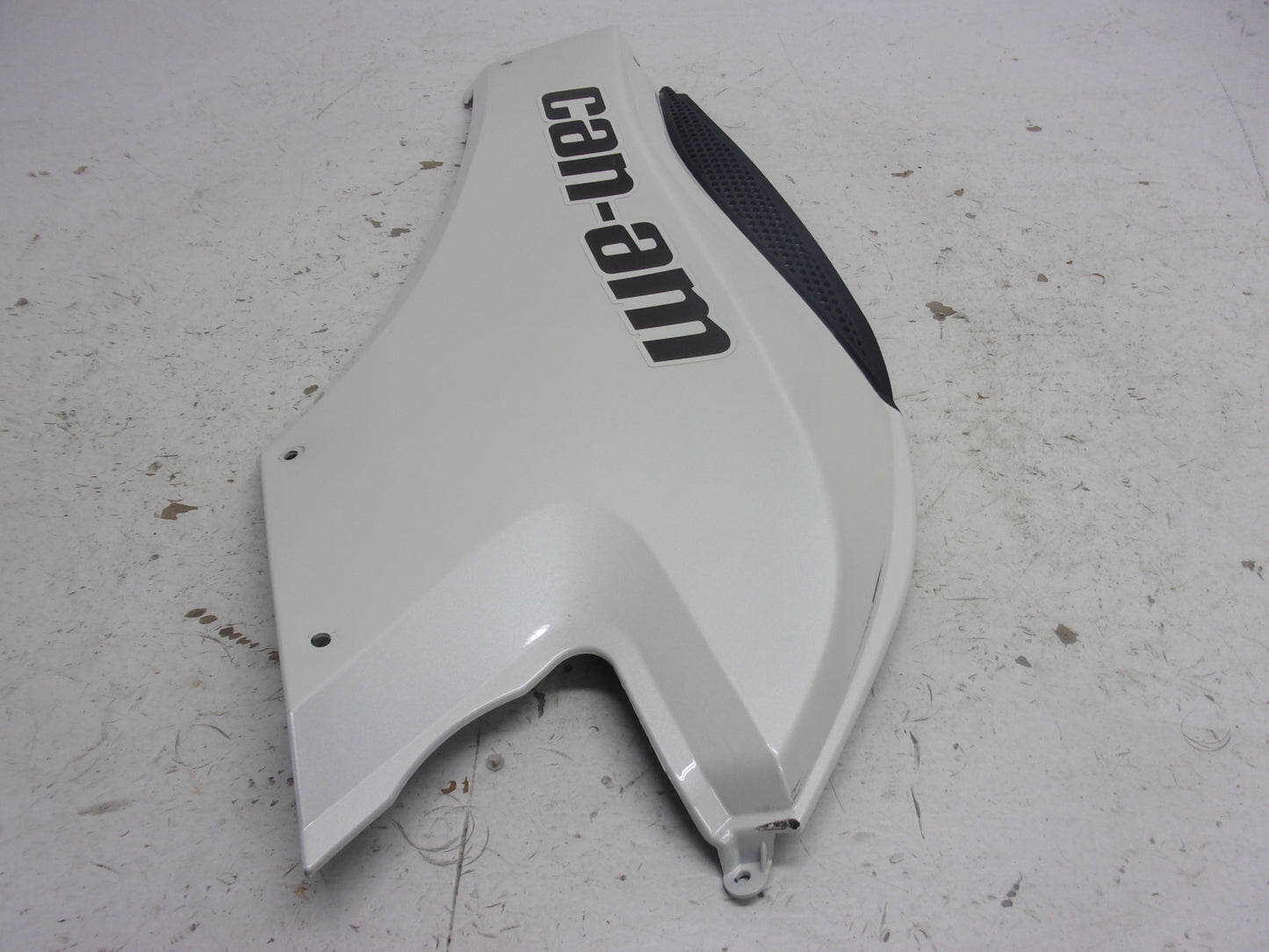 Can-Am Roadster 2012-2013 Spyder ST RS OEM White Left Upper Side Panel 705006259