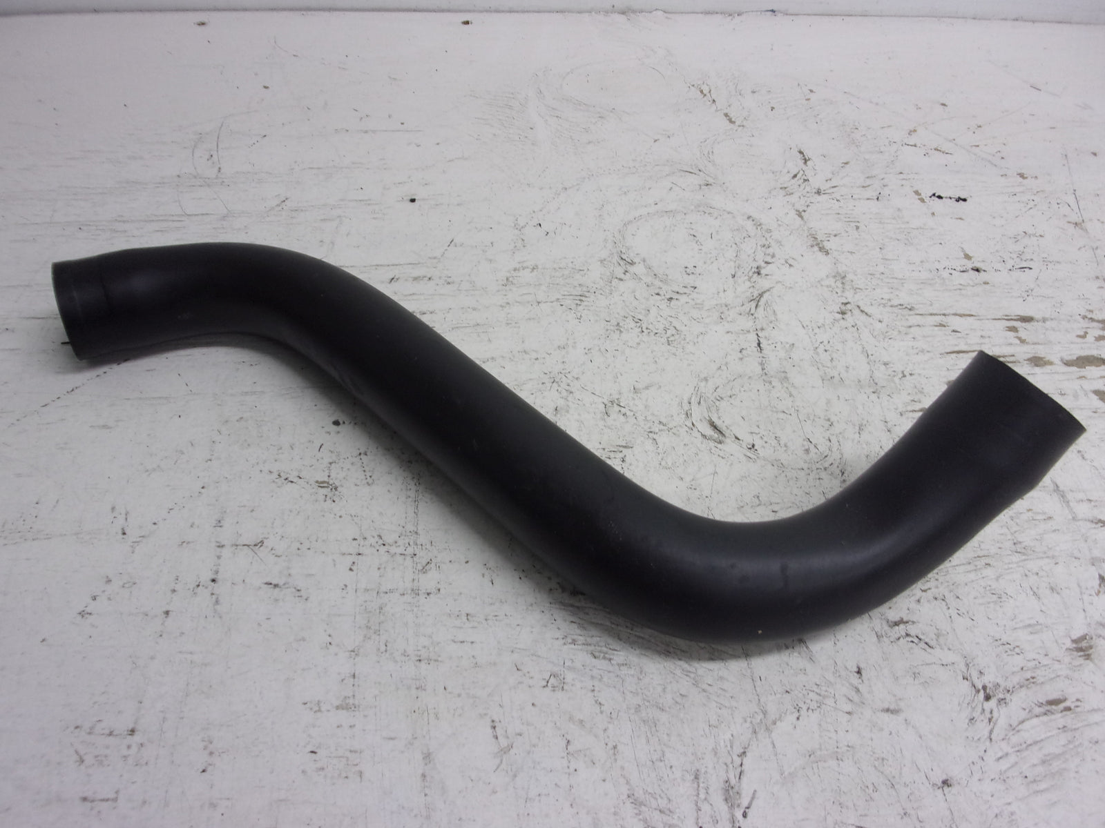 Yamaha WaveRunner 1995-1998 WaveVenture Oil Filler Hose # GJ3-U776C-00-00