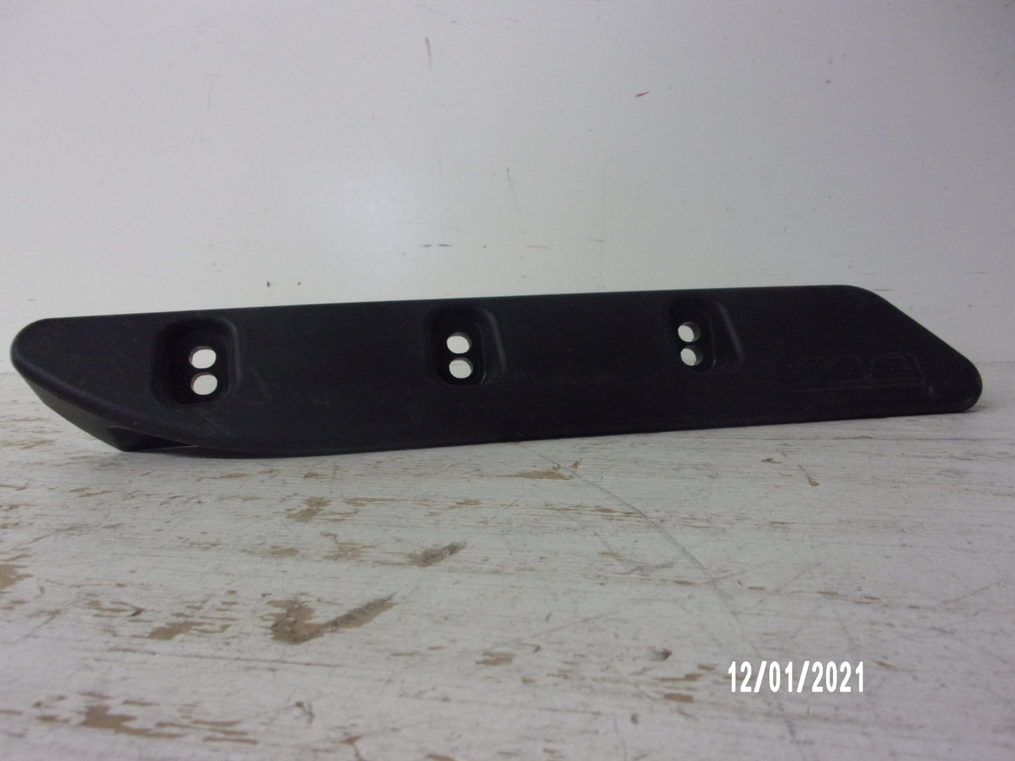 Yamaha WaveRunner 2000-2008 GP 800 1200/1300 Black Left Sponson F0X-U883N-00-00