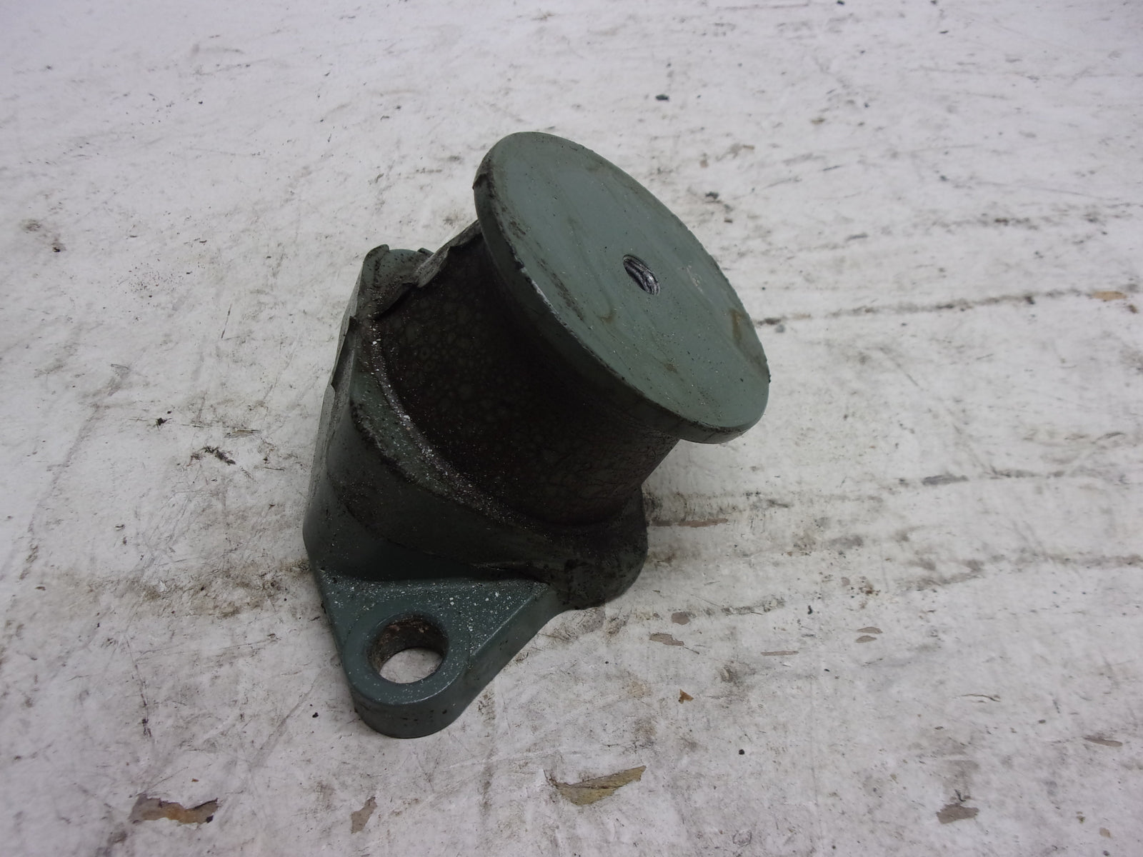 Yamaha Waverunner 1990-1995 VXR Waveraider 650 700 Motor Mount Set 6M6-44517-00-