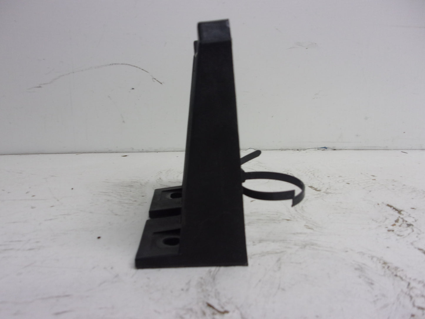 Yamaha WaveRunner 2010-2015 VX V1 OEM Air Box Bracket Set Part# F2N-U8572-00-00