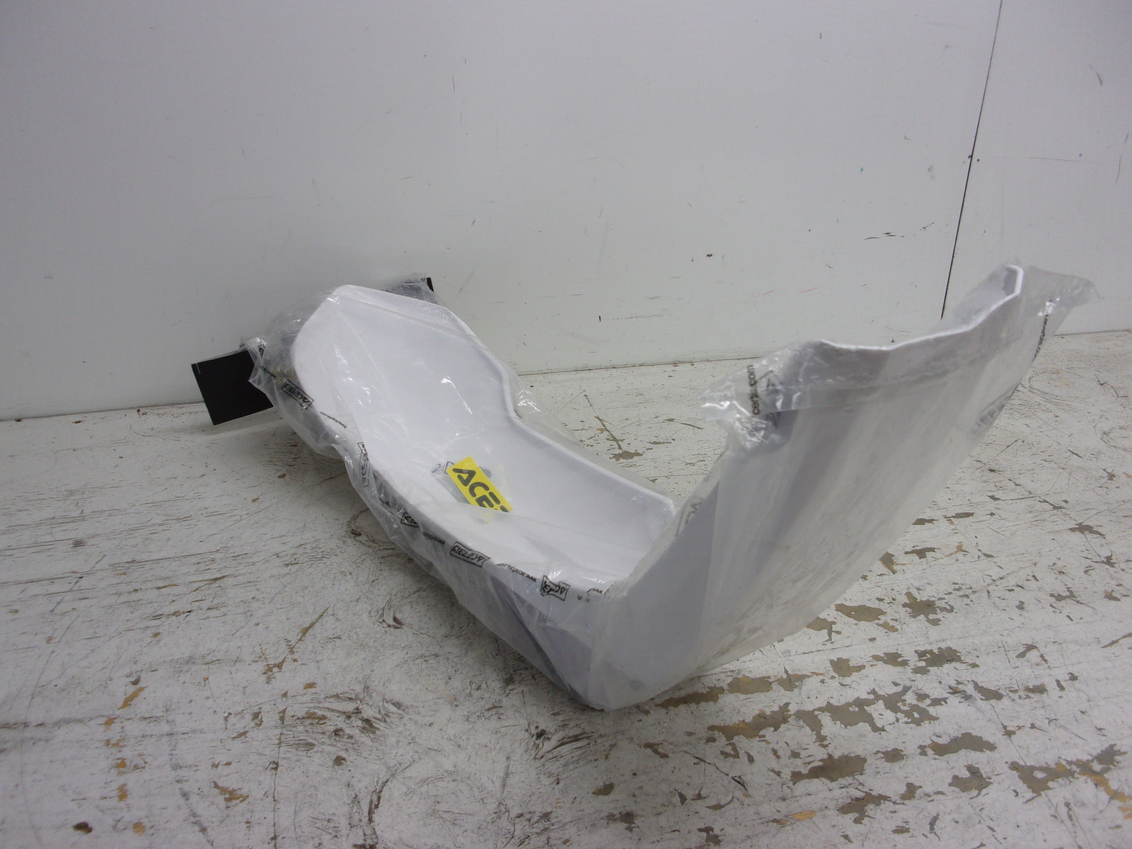 KTM Acerbis White Front Fender For KTM 125-500 SX EXC 14-15 Part# 2314210002
