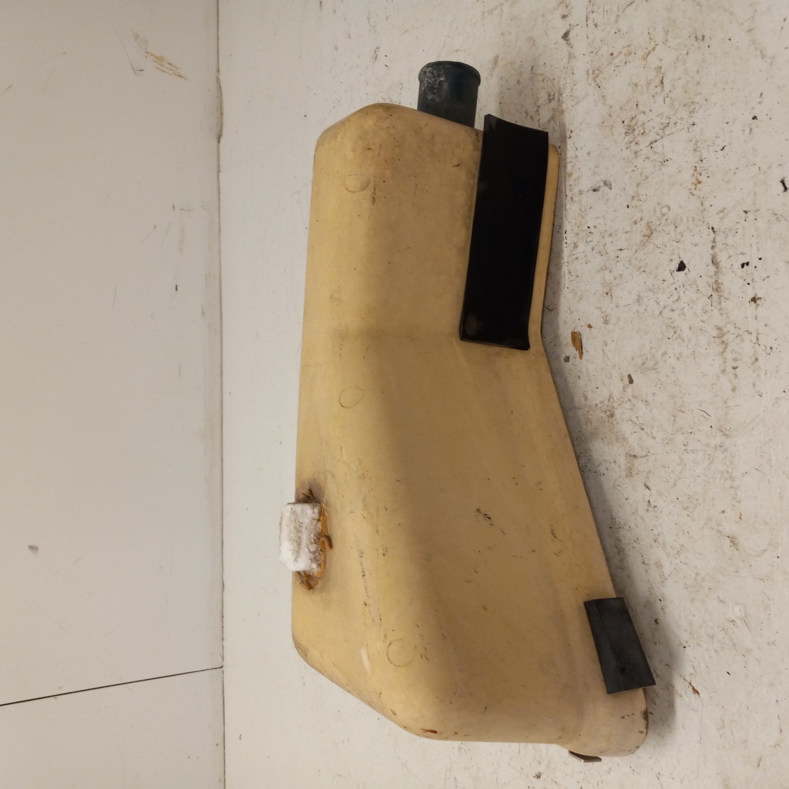 Yamaha Waverunner 1989-1993 Wave Runner 500 OEM Water Lock Box EU0-67550-03-00