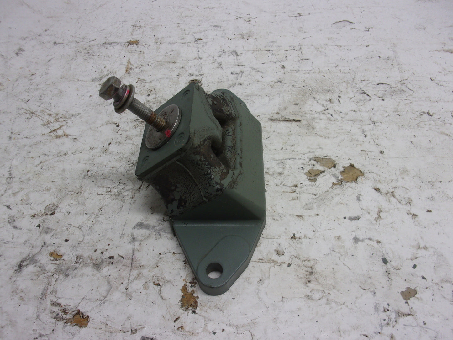 Yamaha Waverunner 1999-2001 XL 1200 OEM Engine Mount Set Part# 66V-44517-00-8P