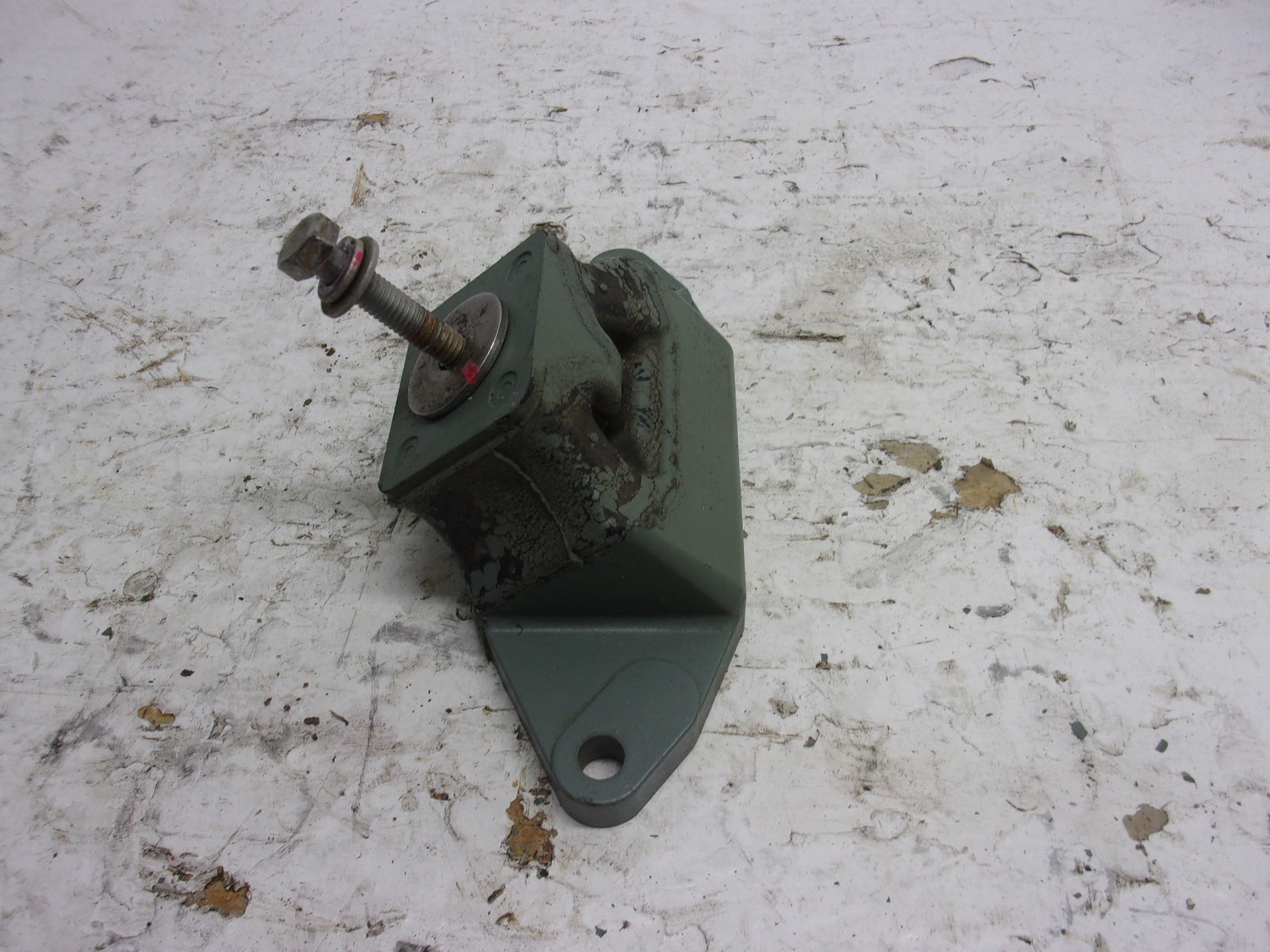 Yamaha Waverunner 1999-2001 XL 1200 OEM Engine Mount Set Part# 66V-44517-00-8P