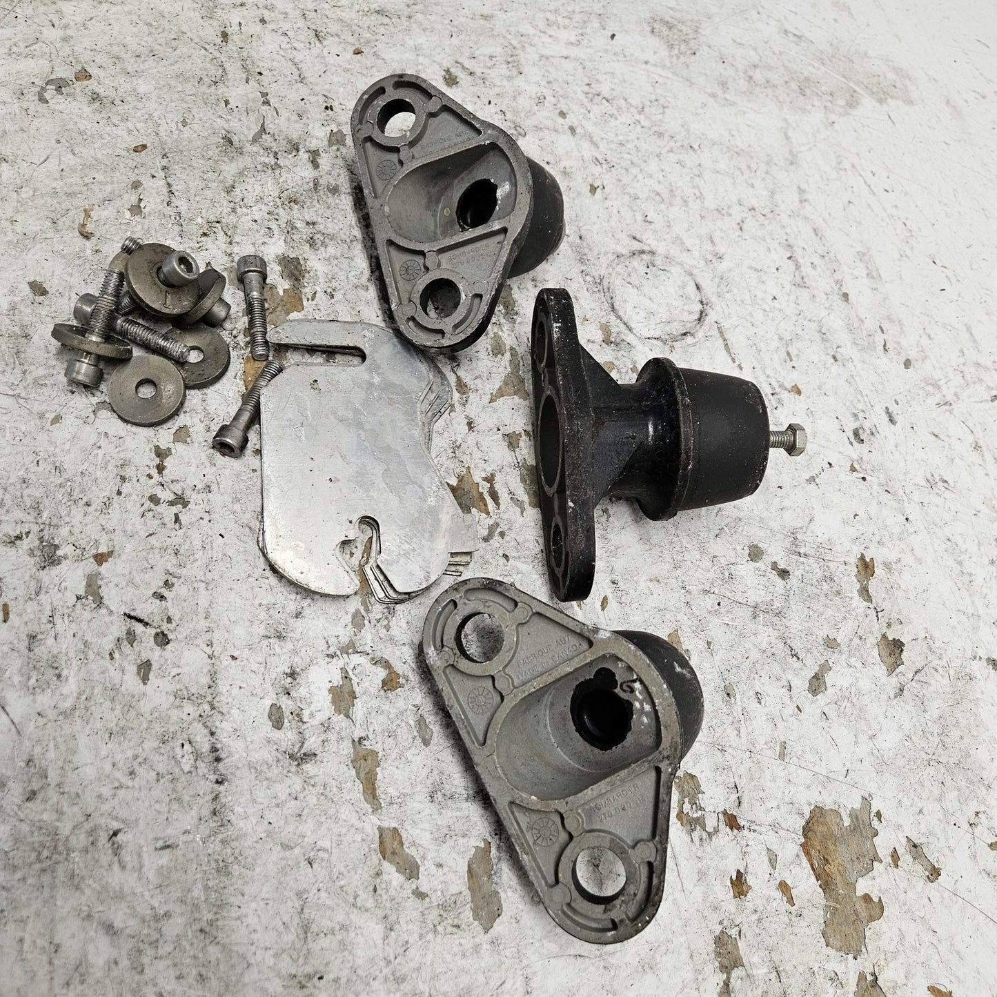 Sea Doo Bombardier 2002-2003 GTX Complete Engine Mount Set + Shims # 270000510
