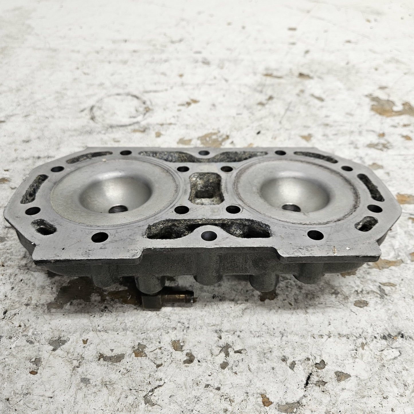 Kawasaki Jet Ski 1991-1995 650 Jet Mate X2 TS SC Silver Cylinder Head 11001-3716