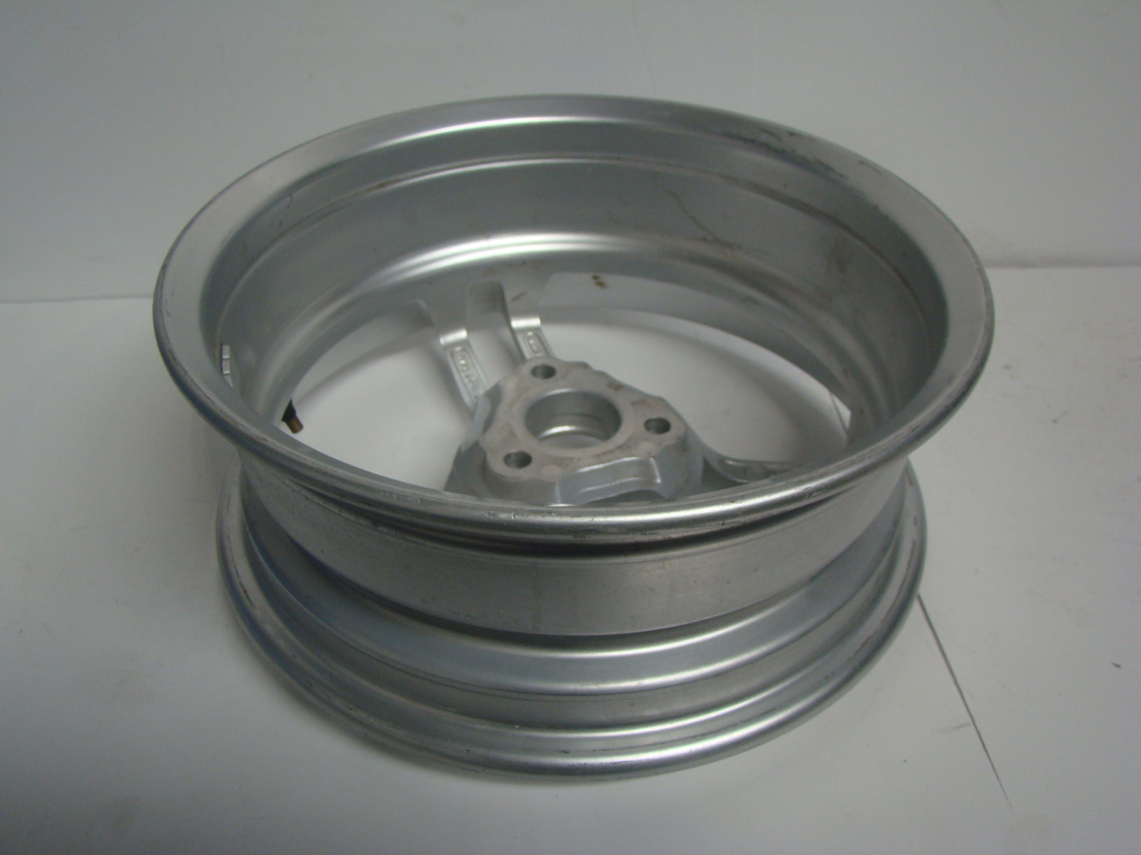 Can-Am Spyder Roadster 2010-2012 RS Silver Rim Assembly Part# 706201058